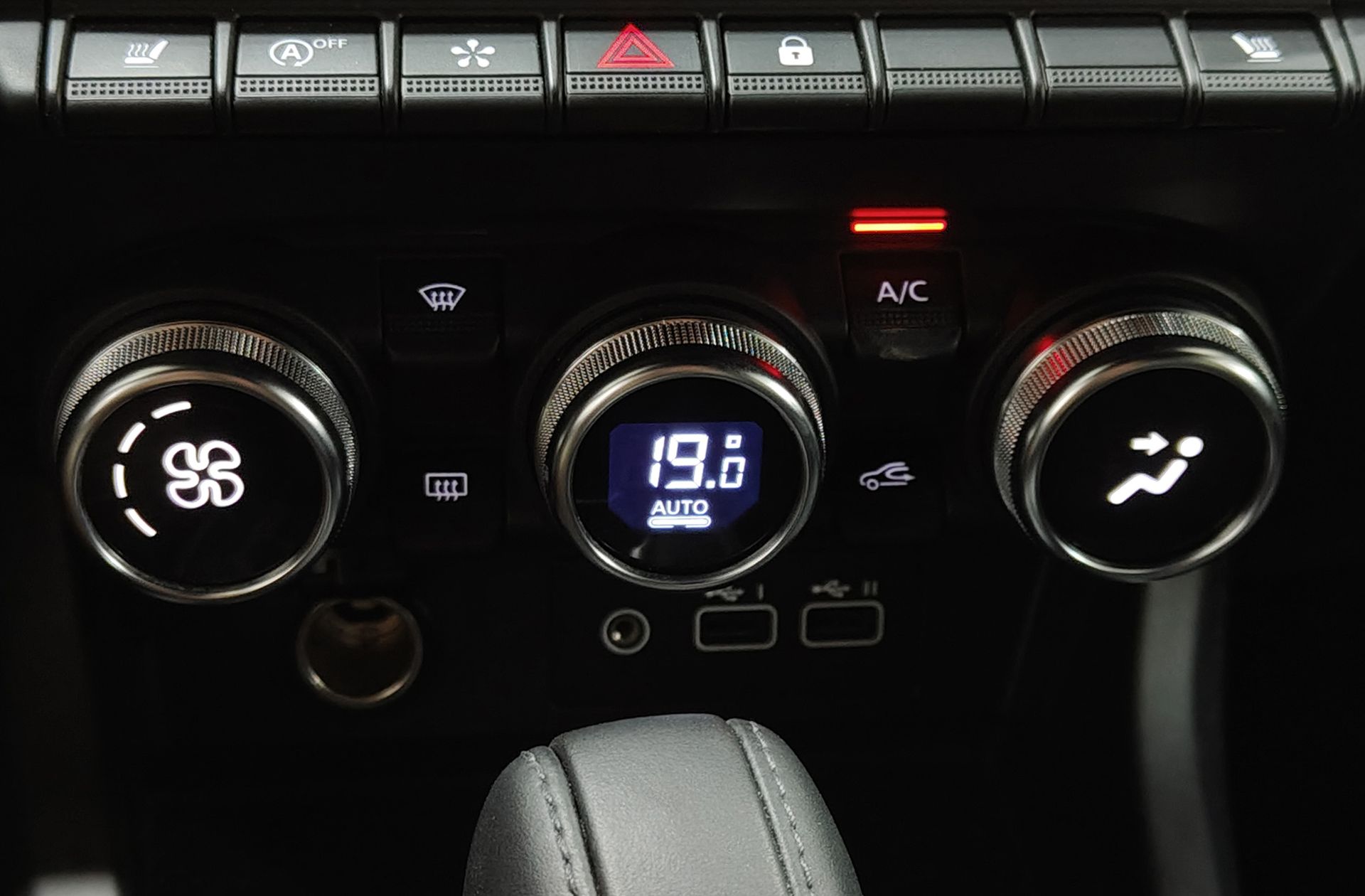 Renault Arkana Techno TCe 140 Mild hybrid EDC - foto 36