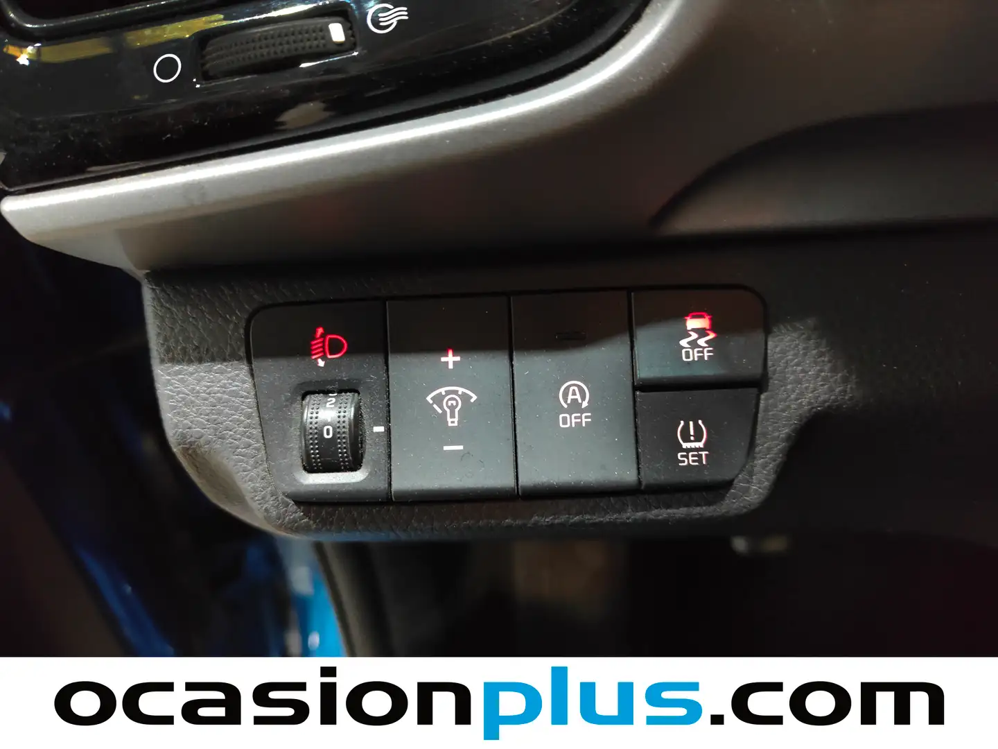 Foto KIA Stonic Kia Stonic 1.0 T-GDi MHEV Drive iMT  (100 CV)