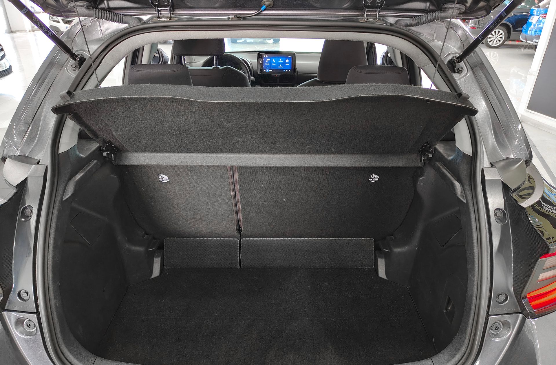 Toyota Yaris 120H Active Plus - foto 15