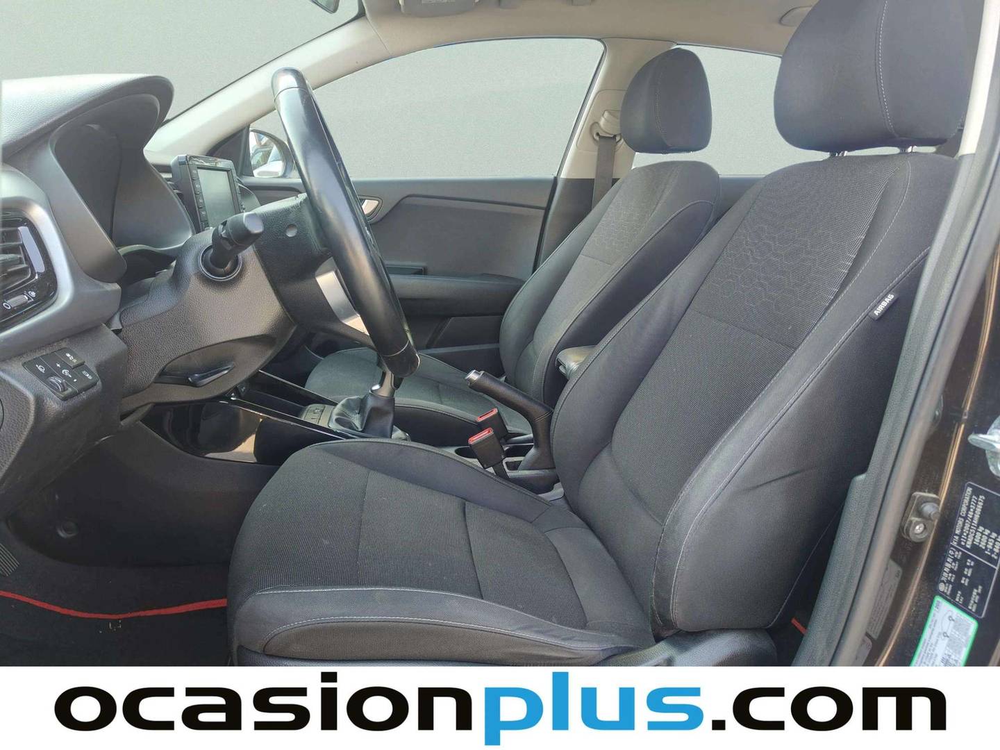 Foto asientos delanteros KIA Rio KIA Rio 1.0 T-GDi Drive (100 CV)