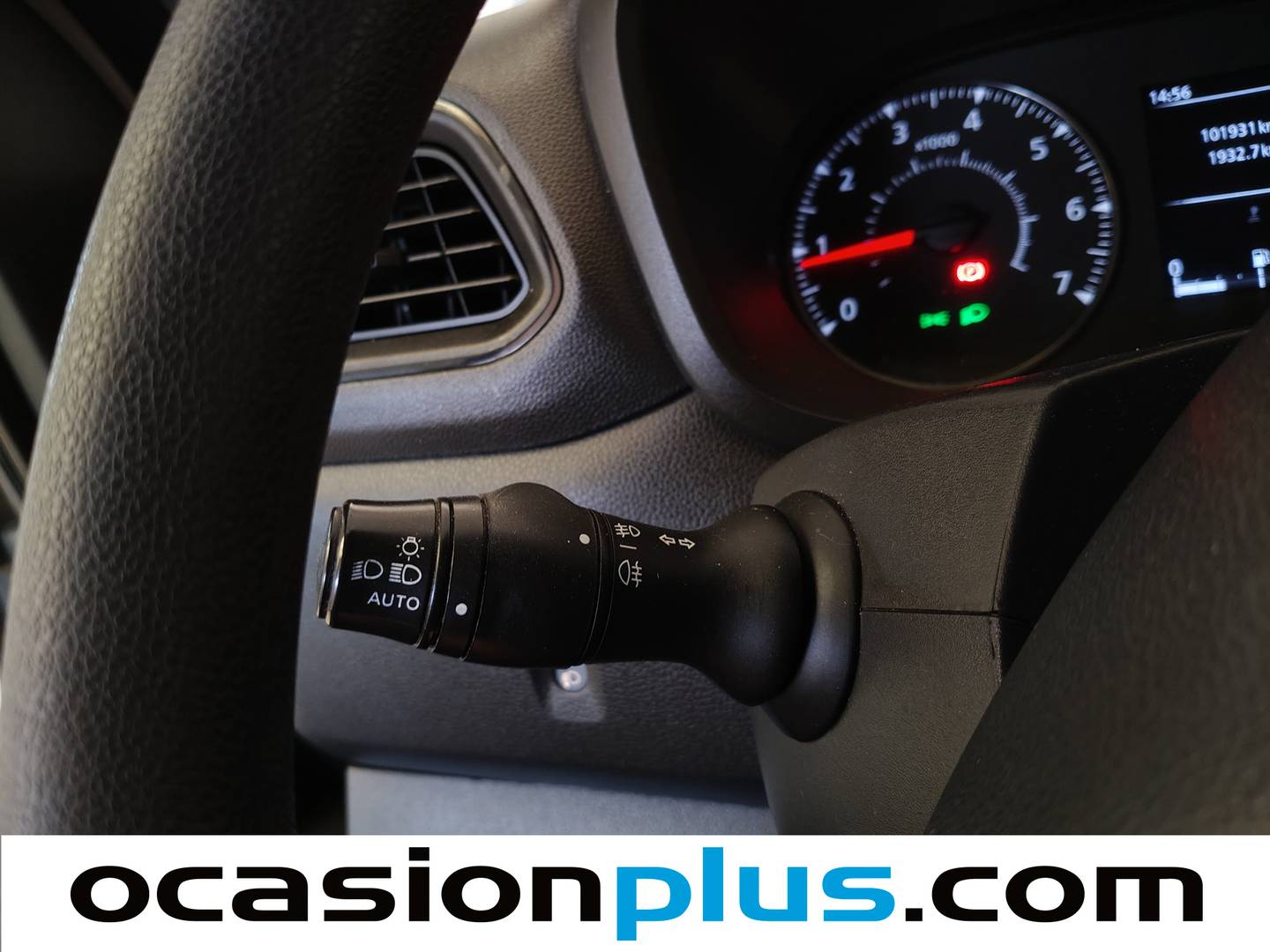 Extras y acabados del Nissan NV400 Nissan NV400 Furgon 2.3 dCi COMFORT L2H2 3500 (135 CV)
