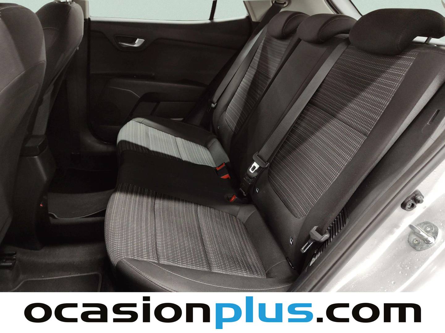 Foto asientos traseros KIA Stonic KIA Stonic 1.0 T-GDi MHEV Drive (100 CV)