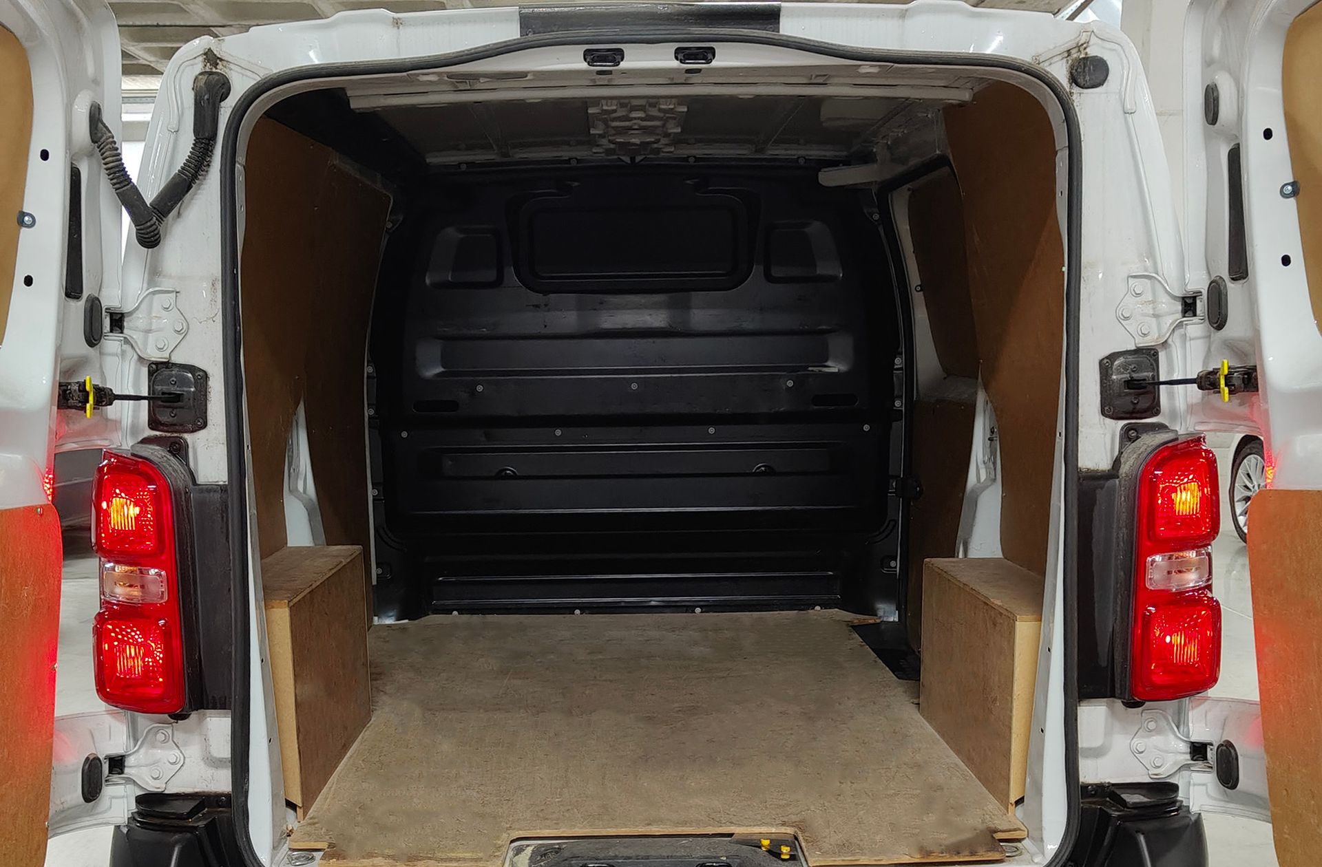 Fiat Scudo Furgon 1.5 BlueHDi L2 - foto 12