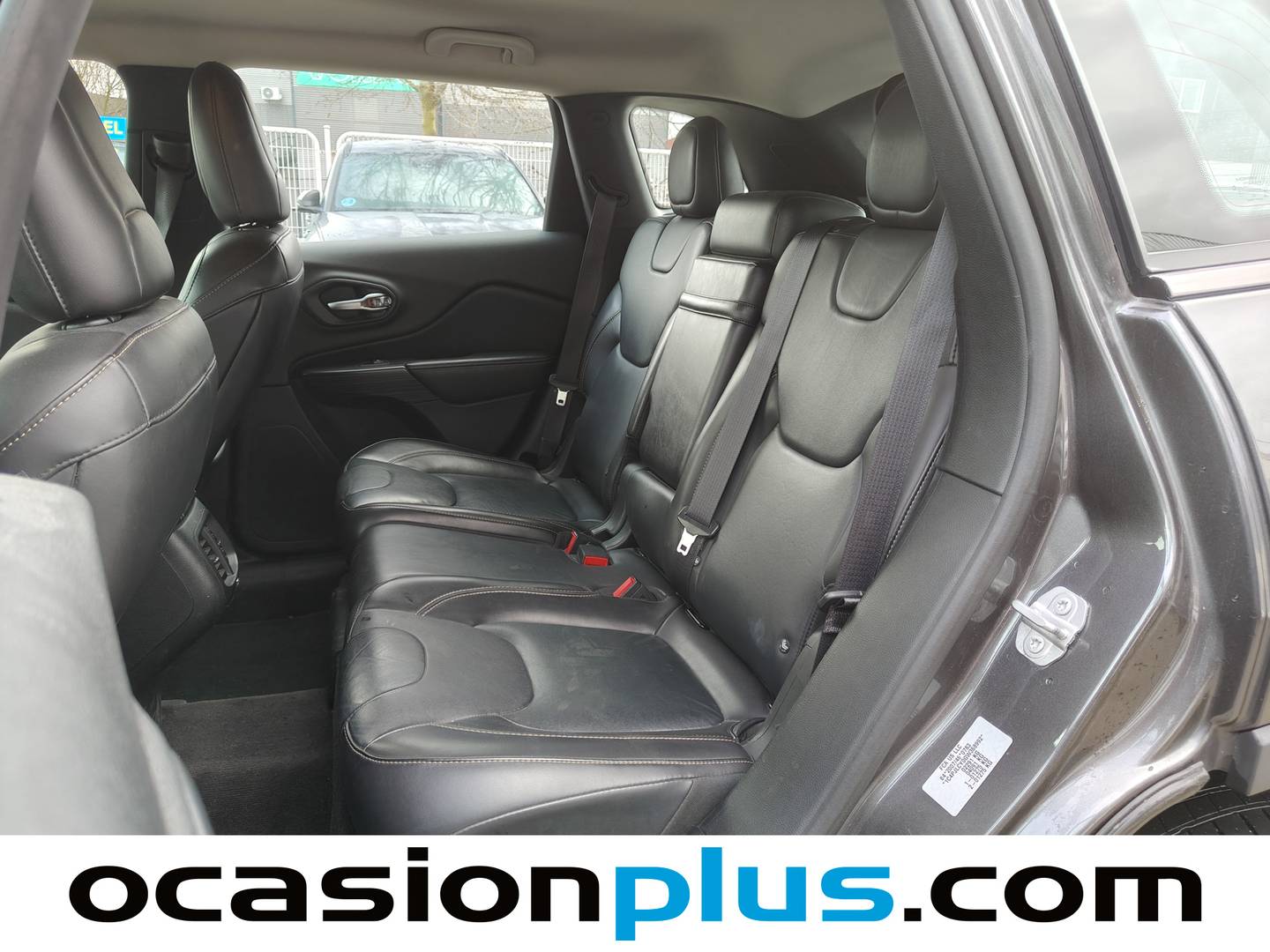 Foto asientos traseros Jeep Cherokee Jeep Cherokee 2.0 CRD Longitude 4x2 (140 CV)