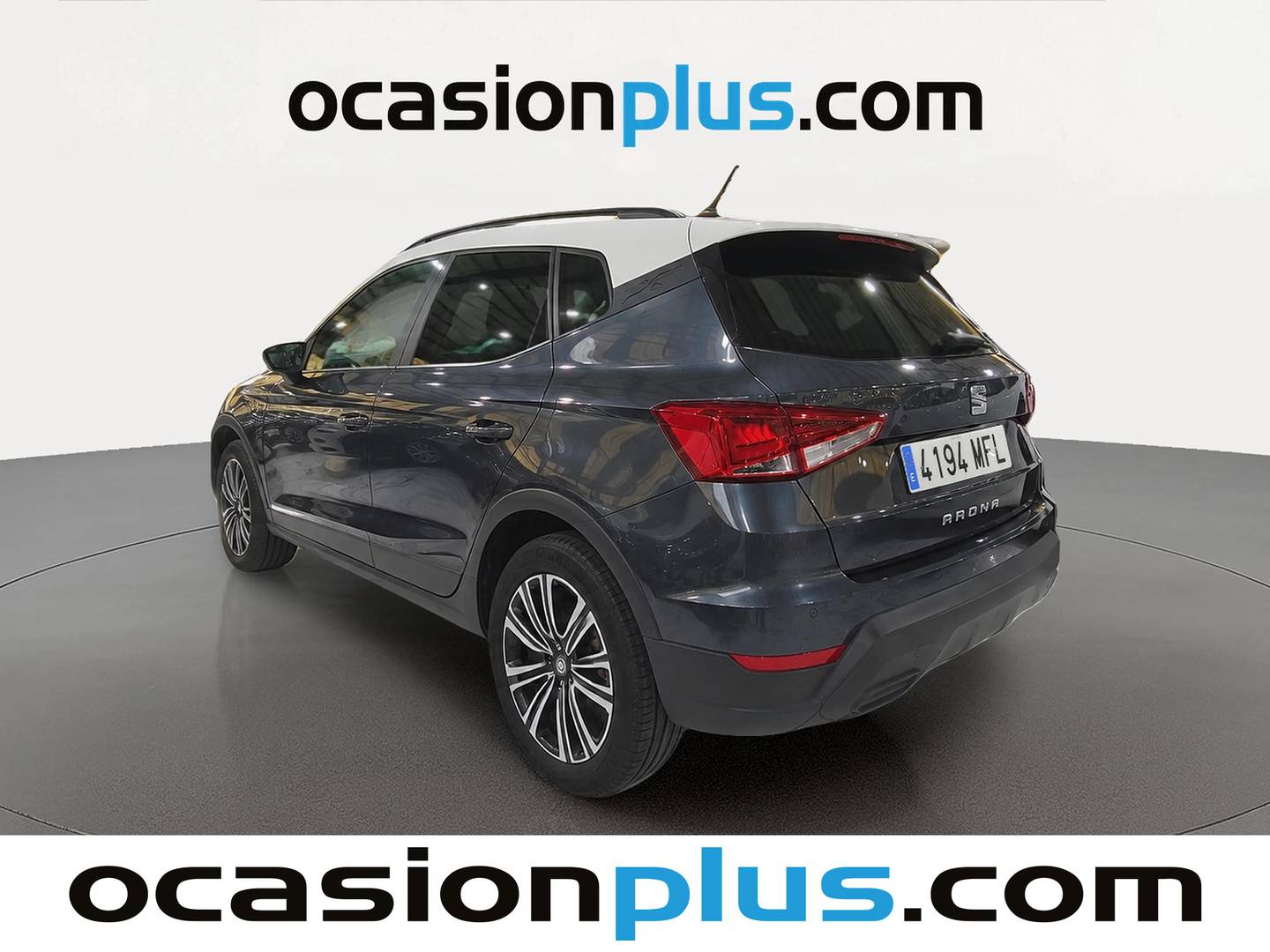 Foto trasera Seat Arona Seat Arona 1.0 TSI Style XM (110 CV) izquierda