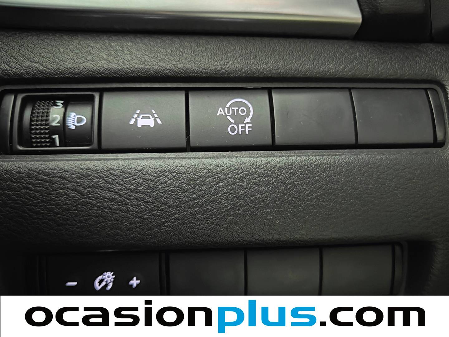 Foto Nissan QASHQAI Nissan Qashqai DIG-T 160 N-Connecta Xtronic (158 CV)