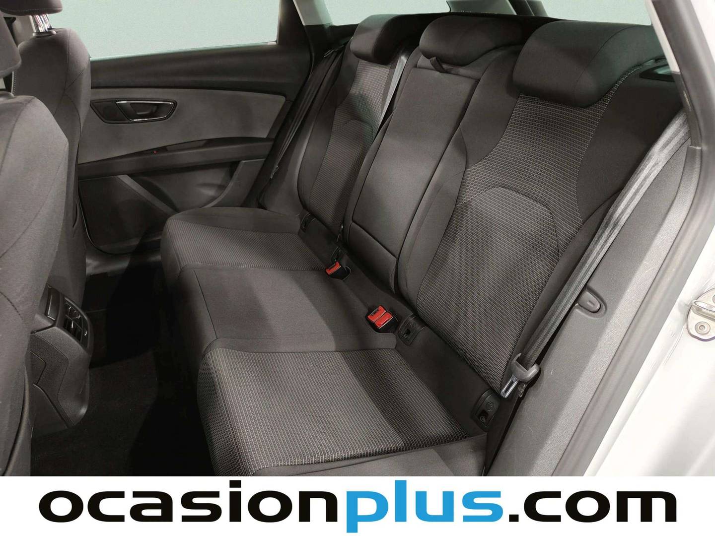 Foto asientos traseros Seat León Seat León ST 1.6 TDI S&S Style Advanced Nav (115 CV)