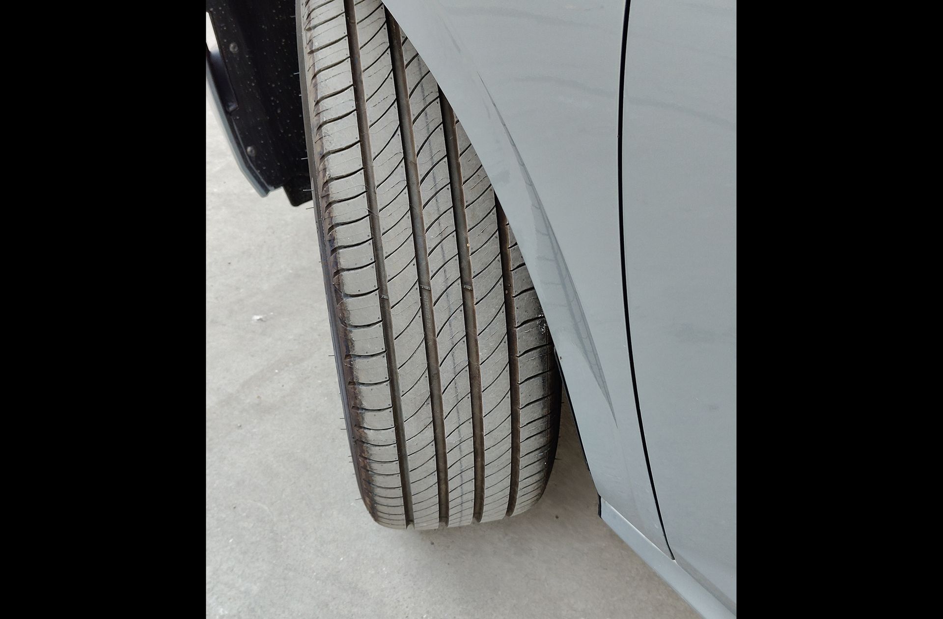 Škoda Kamiq 1.0 TSI Selection DSG - foto 32