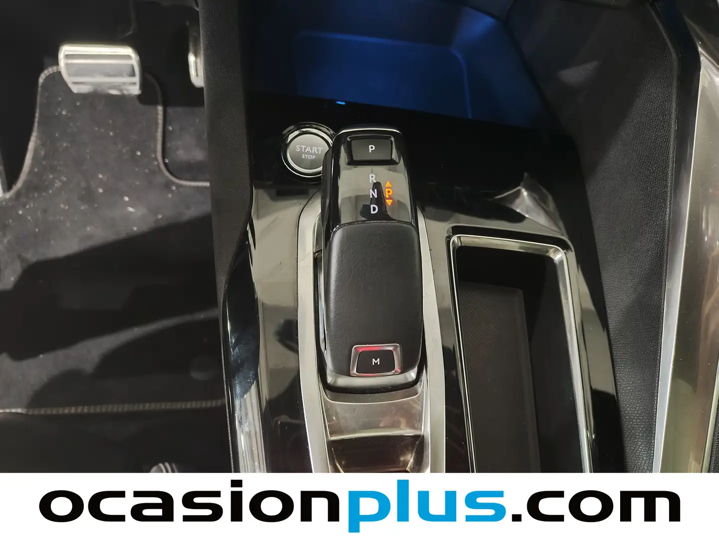 Foto Peugeot 3008 Peugeot 3008 BlueHDI 130 S&S GT Line EAT8 (130 CV)