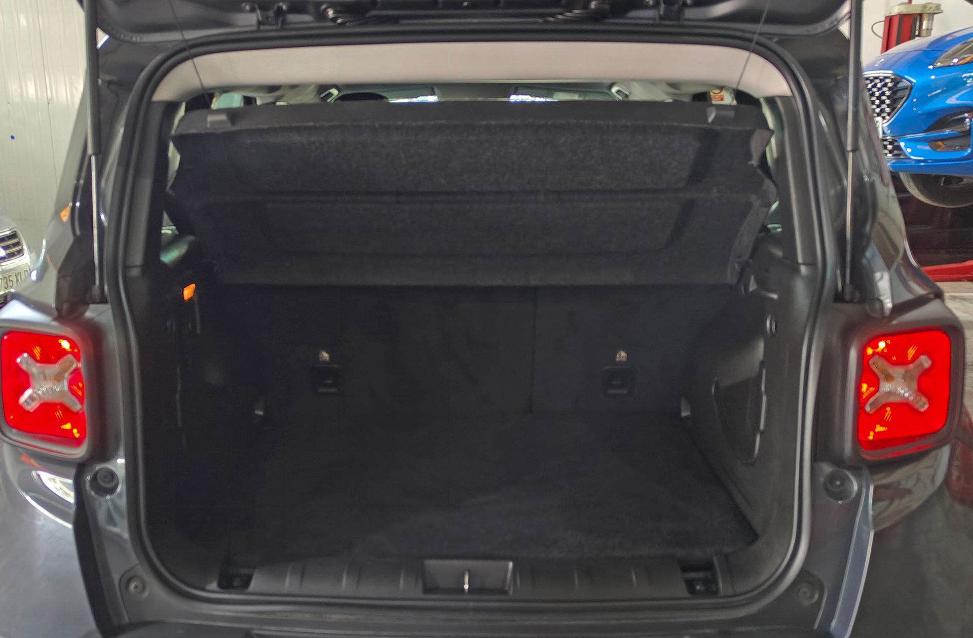 Jeep Renegade 1.0G Night Eagle II 4x2 - foto 13