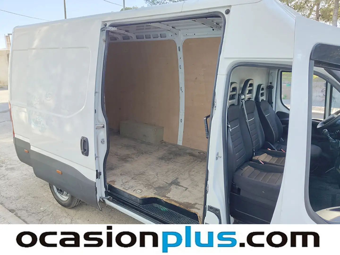 Foto Iveco Daily Iveco Daily Furgon 35 S 16 V 3520L/H2 (156 CV)