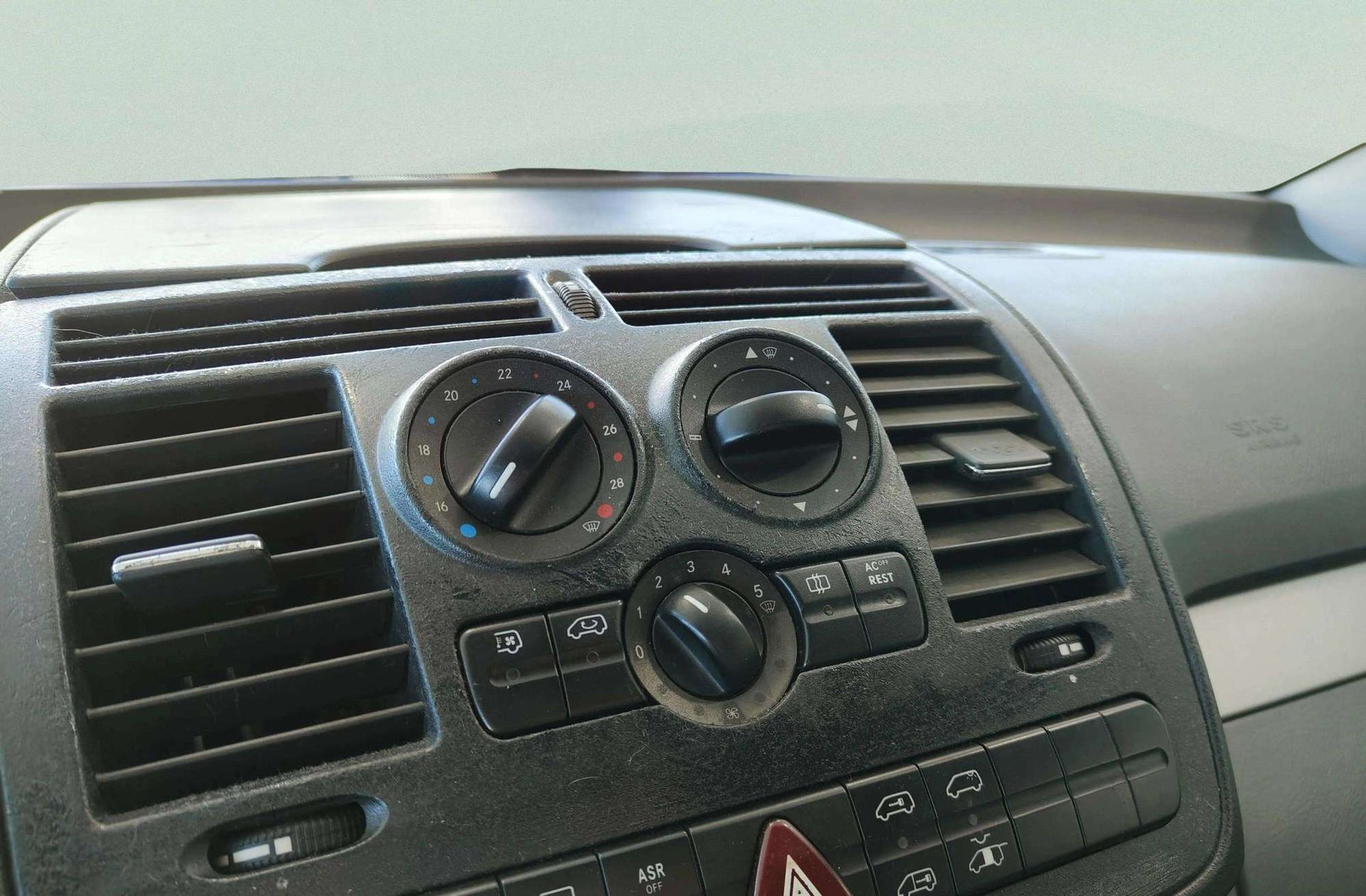 Mercedes-Benz Viano 3.0 CDI Trend Compacta 6 plazas - foto 25
