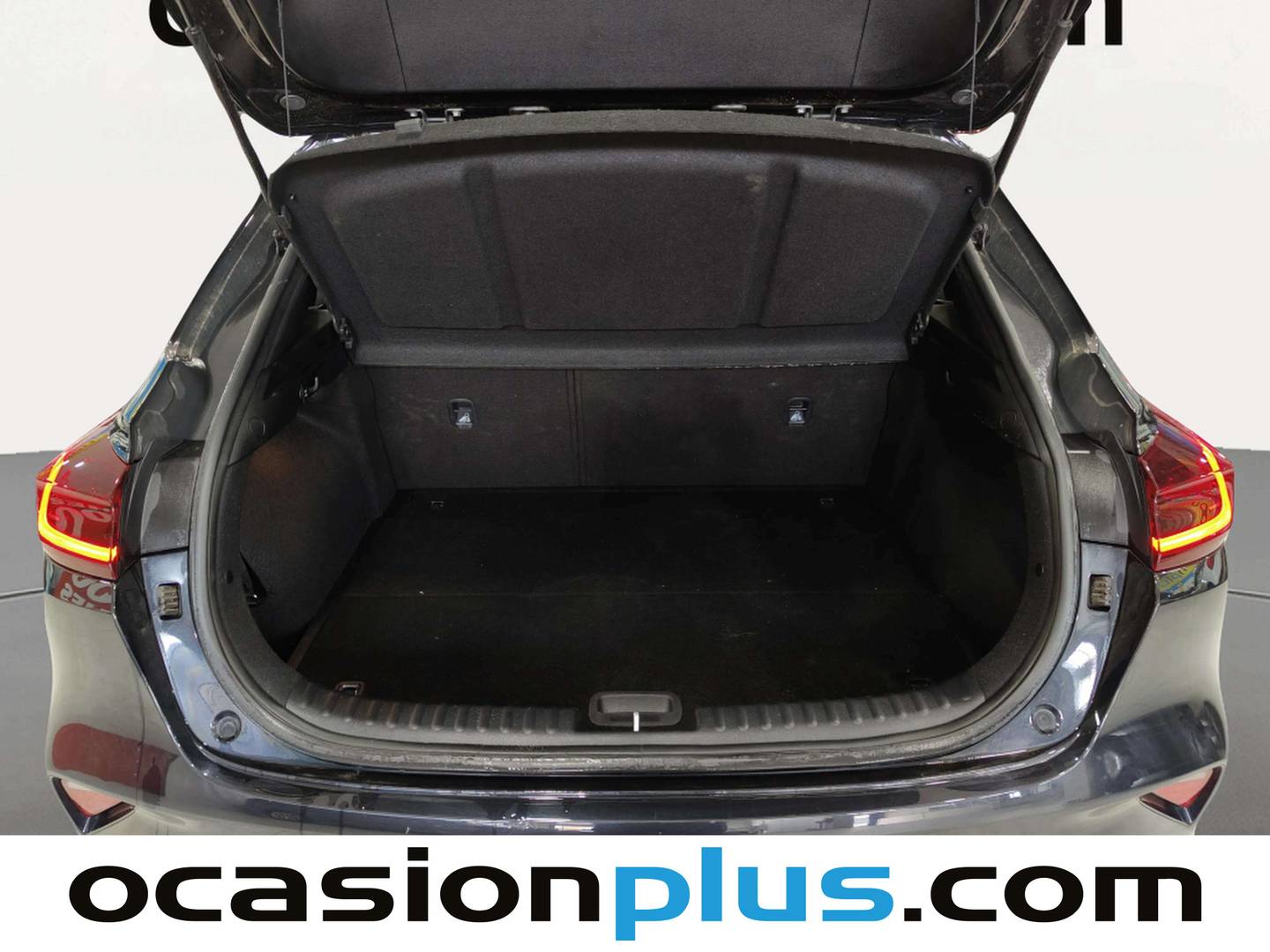 Fotos maletero KIA XCeed KIA XCeed 1.0 T-GDi Drive (100 CV)