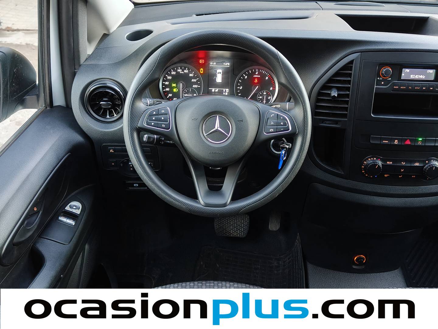 Foto Mercedes Vito Mercedes-Benz Vito 114 CDI Tourer Pro Larga AT (136 CV) 9 plazas