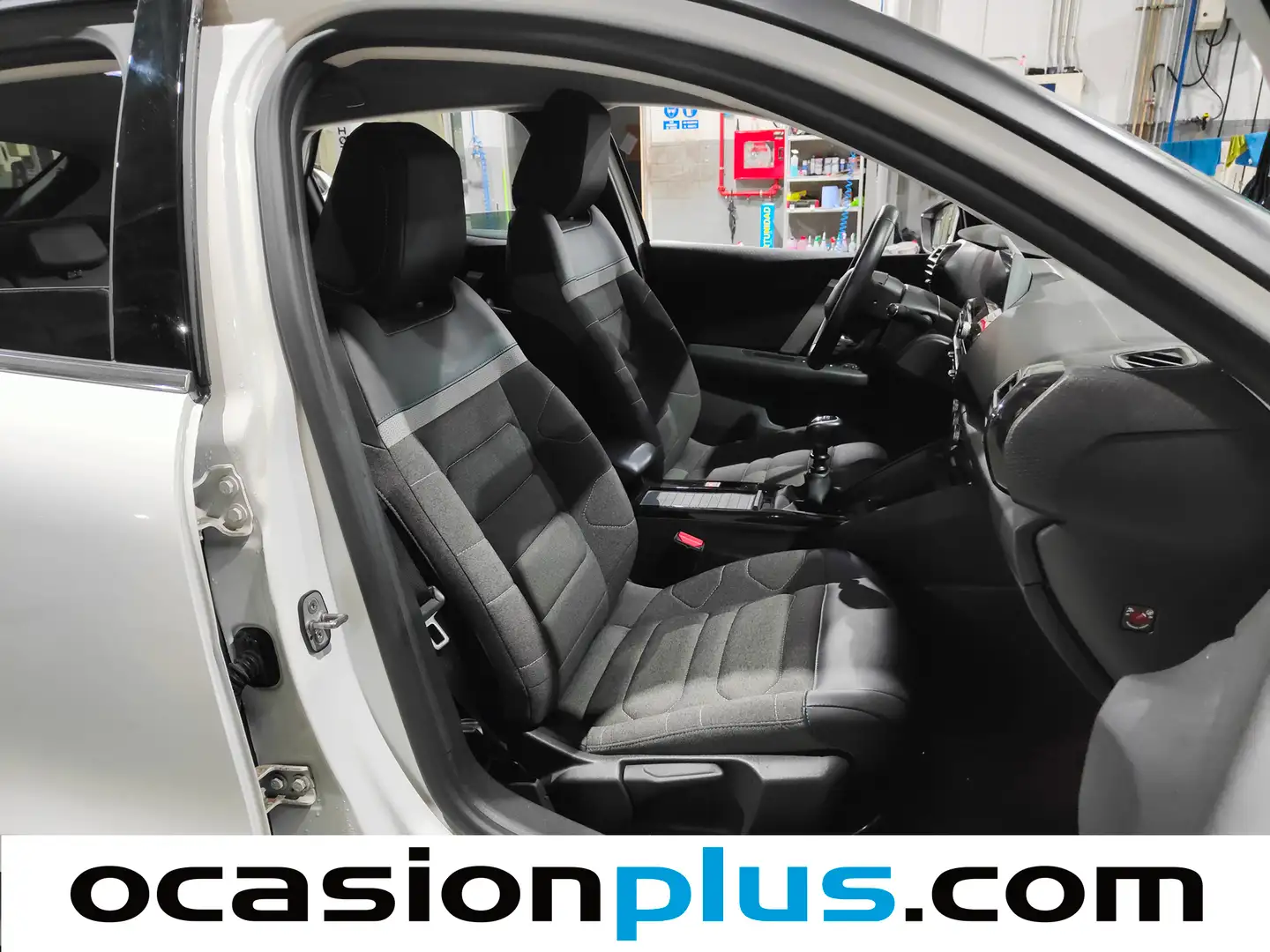 Foto Citroën C4 Citroen C4 PureTech 130 S&S 6v Feel Pack (130 CV)