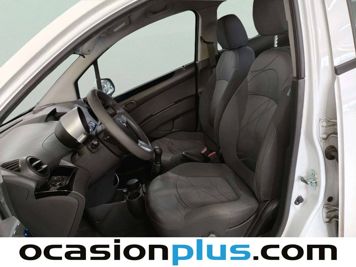 Foto asientos delanteros Chevrolet Spark Chevrolet Spark 1.2 16v LS+ (81 CV)