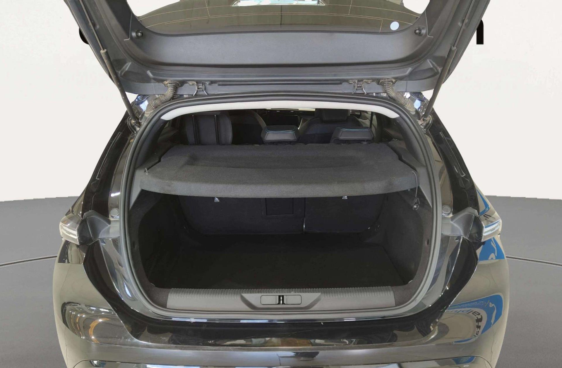 Peugeot 308 BlueHDi 130 Allure EAT8 - foto 14