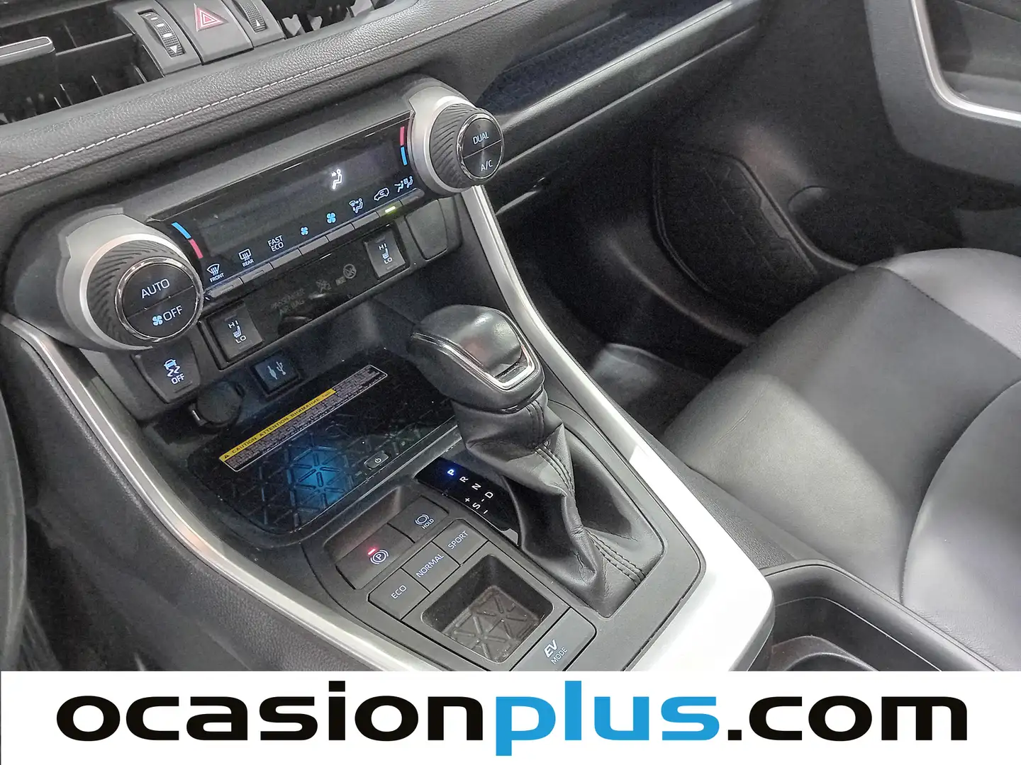 Foto Toyota Rav4 Toyota Rav4 2.5l hybrid Luxury  (218 CV)