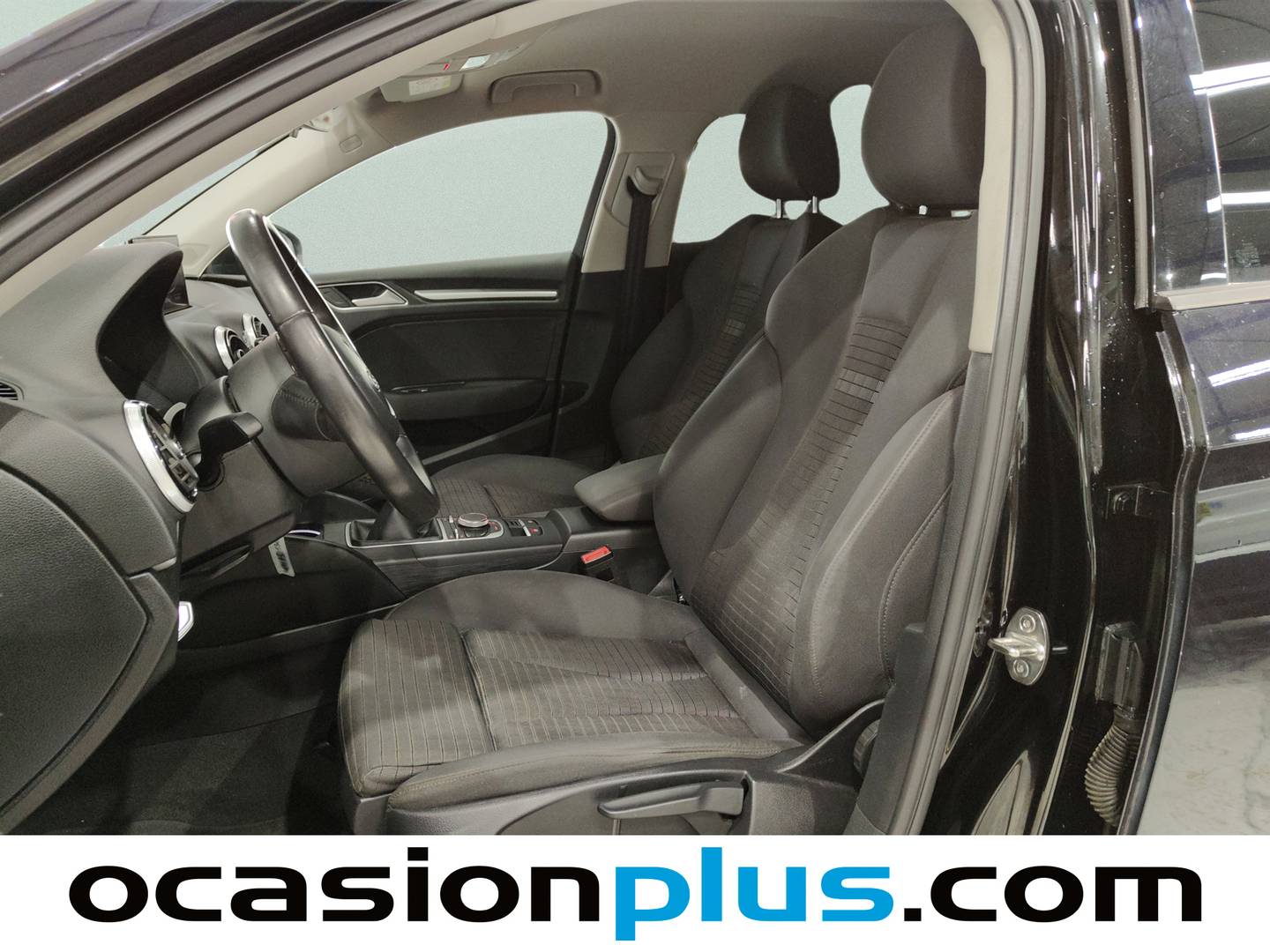 Foto asientos delanteros Audi A3 Audi A3 Sedan S line edition 1.6 TDI clean diesel (110 CV)