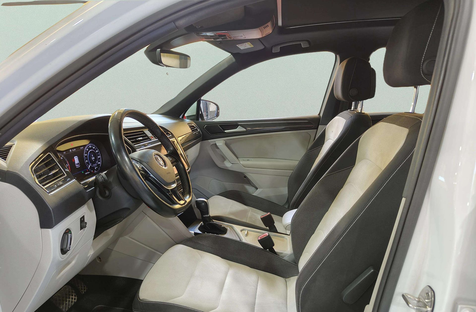 Volkswagen Tiguan Sport 2.0 TDI DSG - foto 13