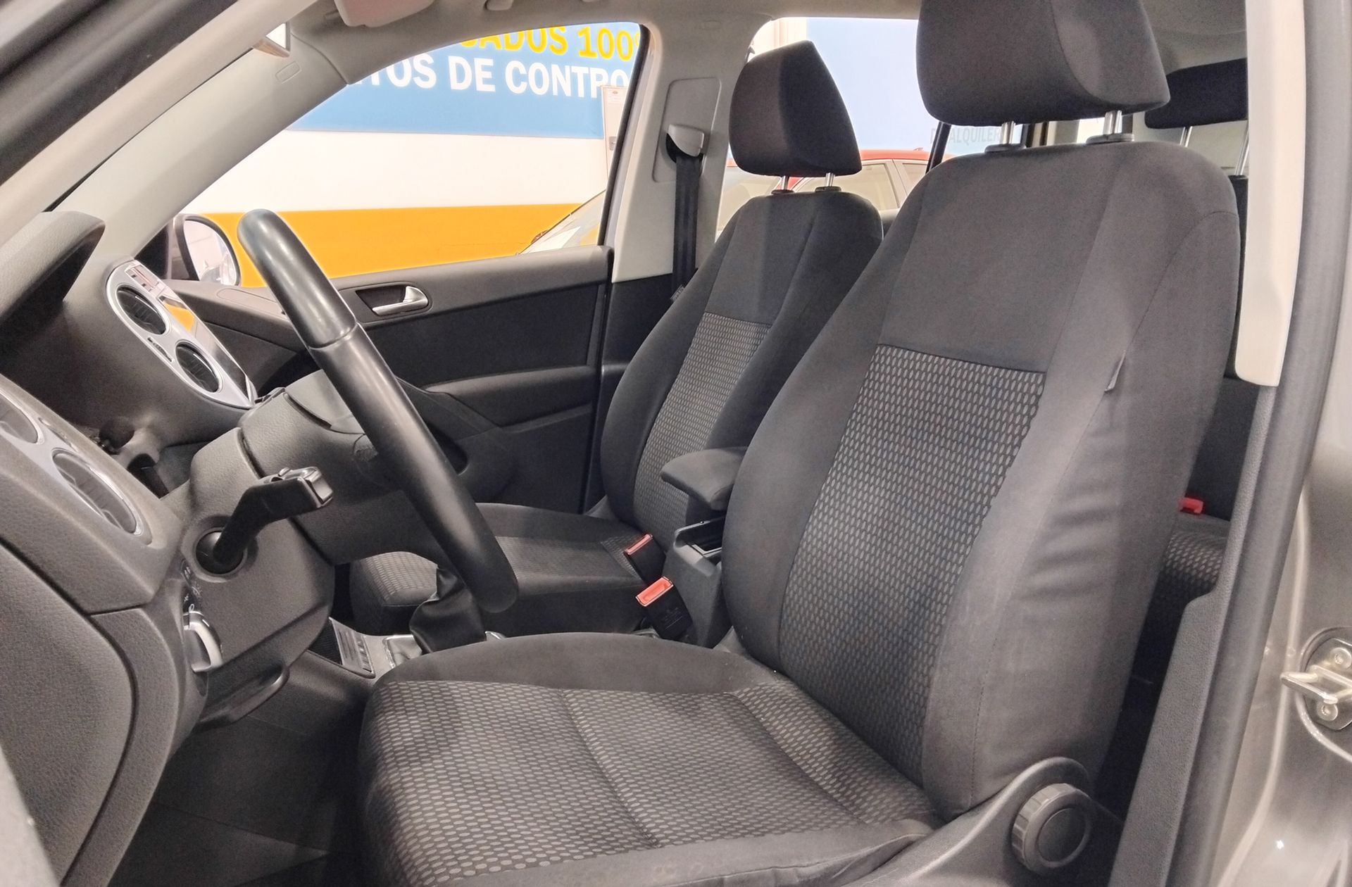 Volkswagen Tiguan Advance 2.0 TDI BMT Front Drive - foto 9