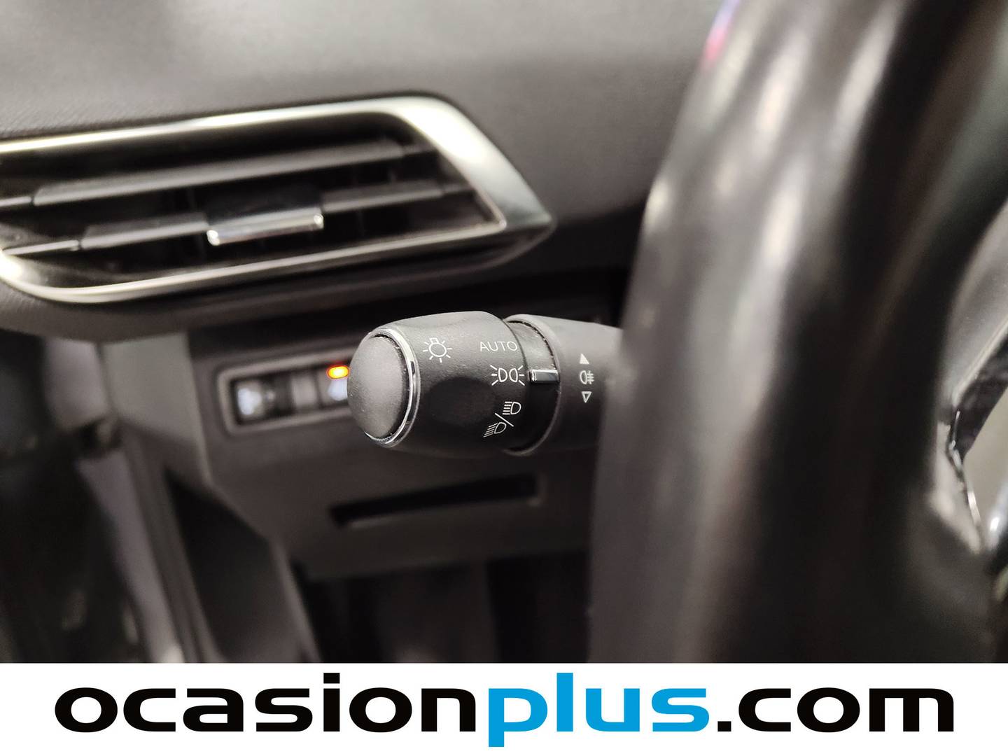 Foto Peugeot 5008 Peugeot 5008 PureTech 130 S&S Allure Pack EAT8 (130 CV) 7 plazas