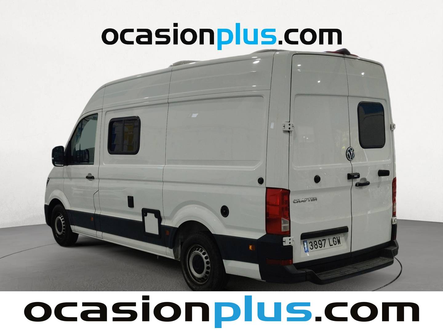 Volkswagen Crafter Volkswagen Crafter Furgon Batalla Media TN 2.0 TDI (140 CV) 3.500 3 Plazas Camperizada seminuevo