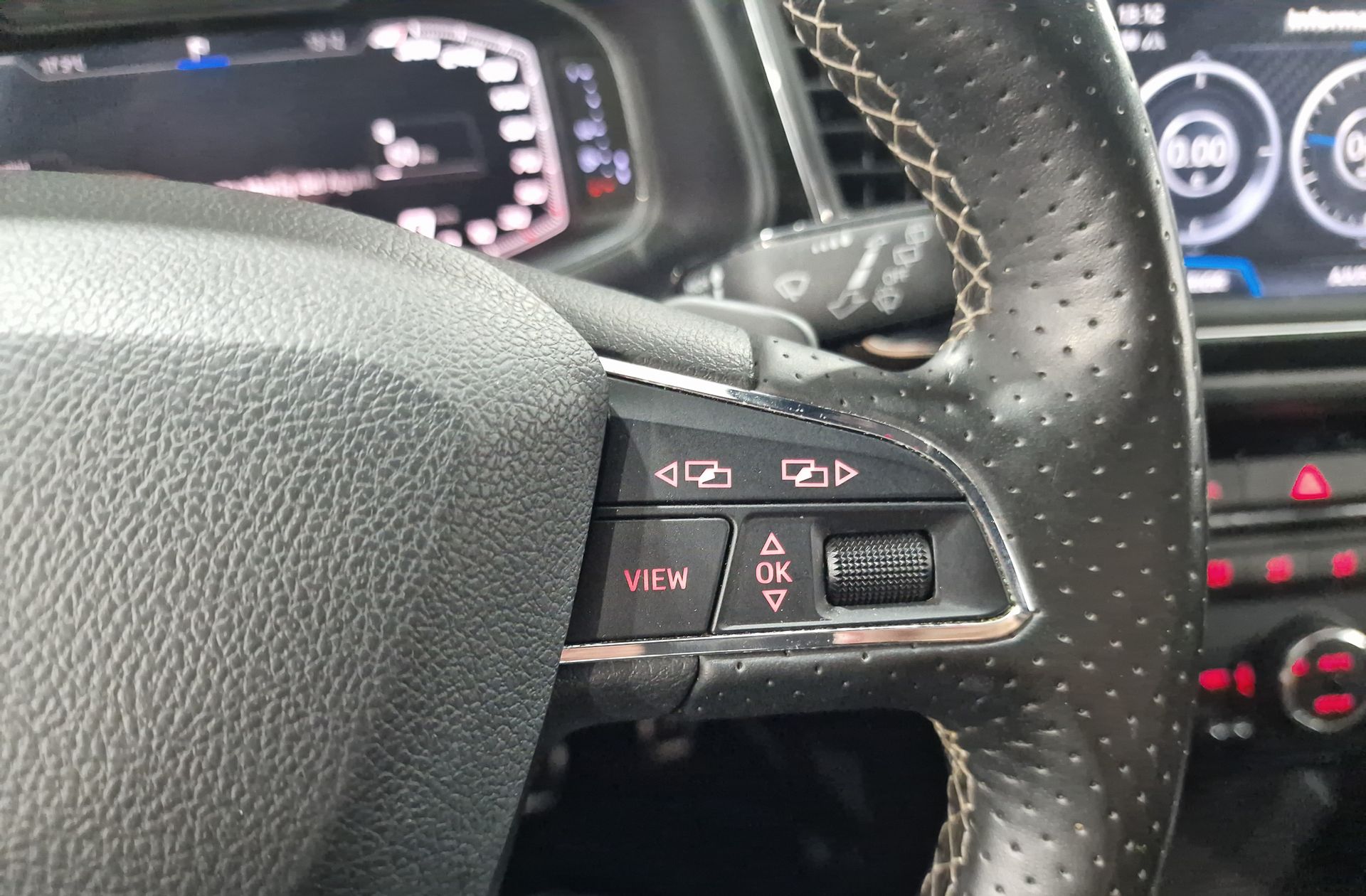 SEAT León 2.0 TSI Cupra DSG - foto 30