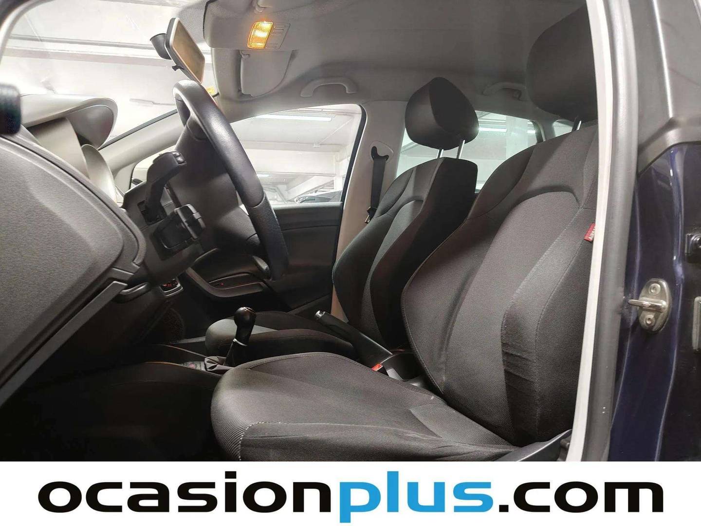 Foto asientos delanteros Seat Ibiza SEAT Ibiza 1.4 16v Sport (85 CV)