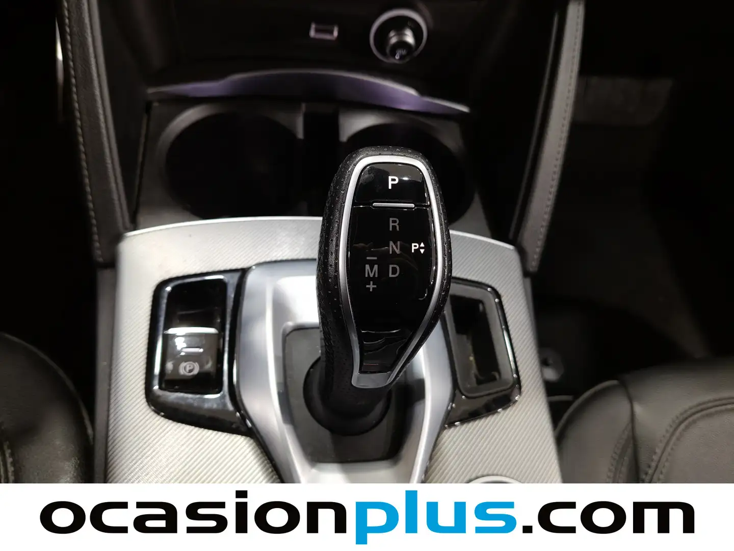 Foto Alfa Romeo Stelvio Alfa Romeo Stelvio 2.0 Gasolina Sprint Q4 Auto (200 CV)