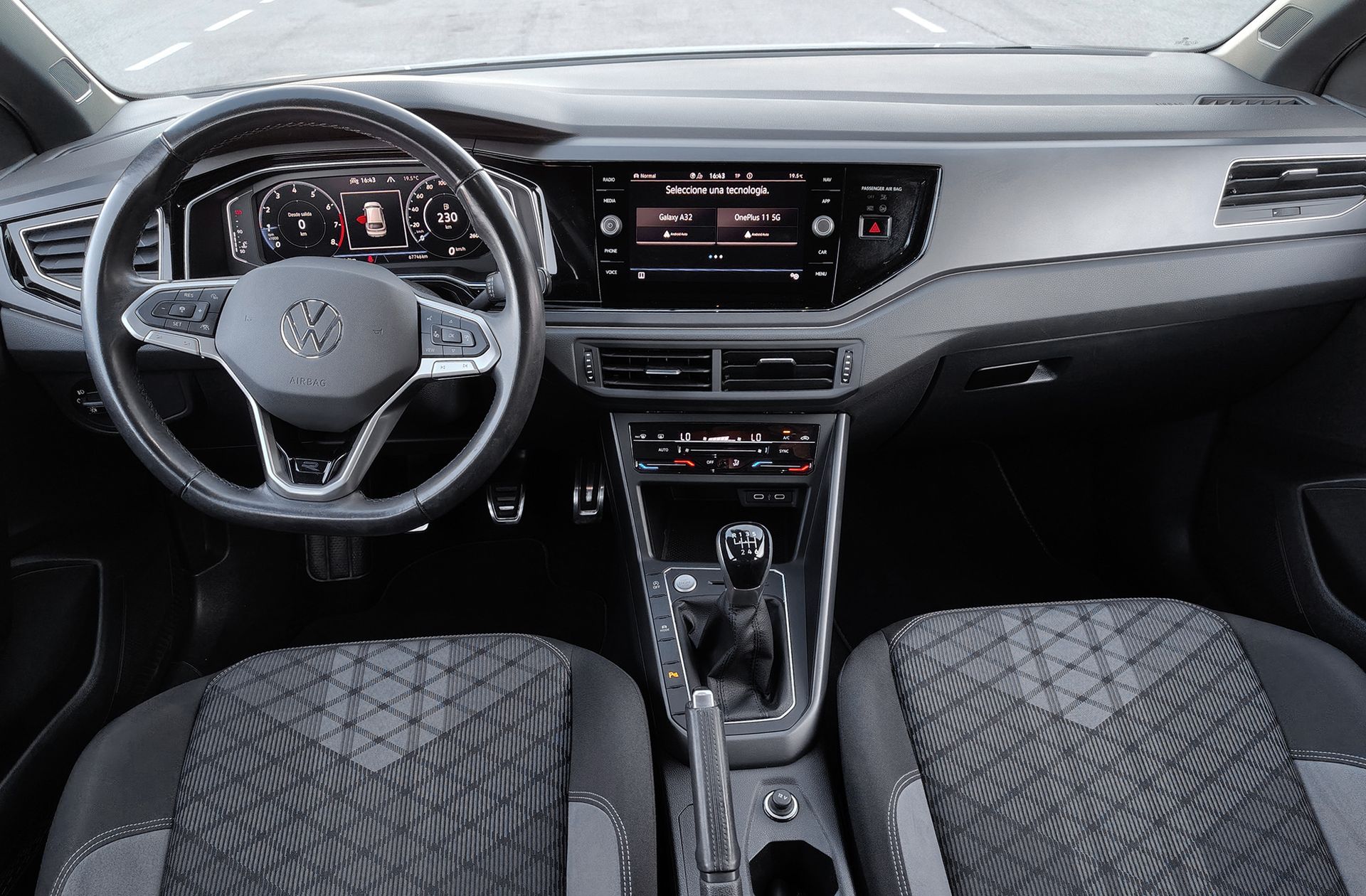 Volkswagen Taigo R-Line 1.0 TSI - foto 8