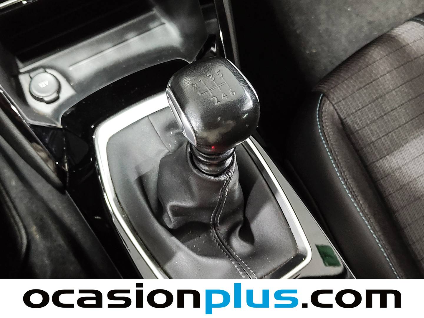 Foto Peugeot 208 Peugeot 208 PureTech 100 Allure (100 CV)