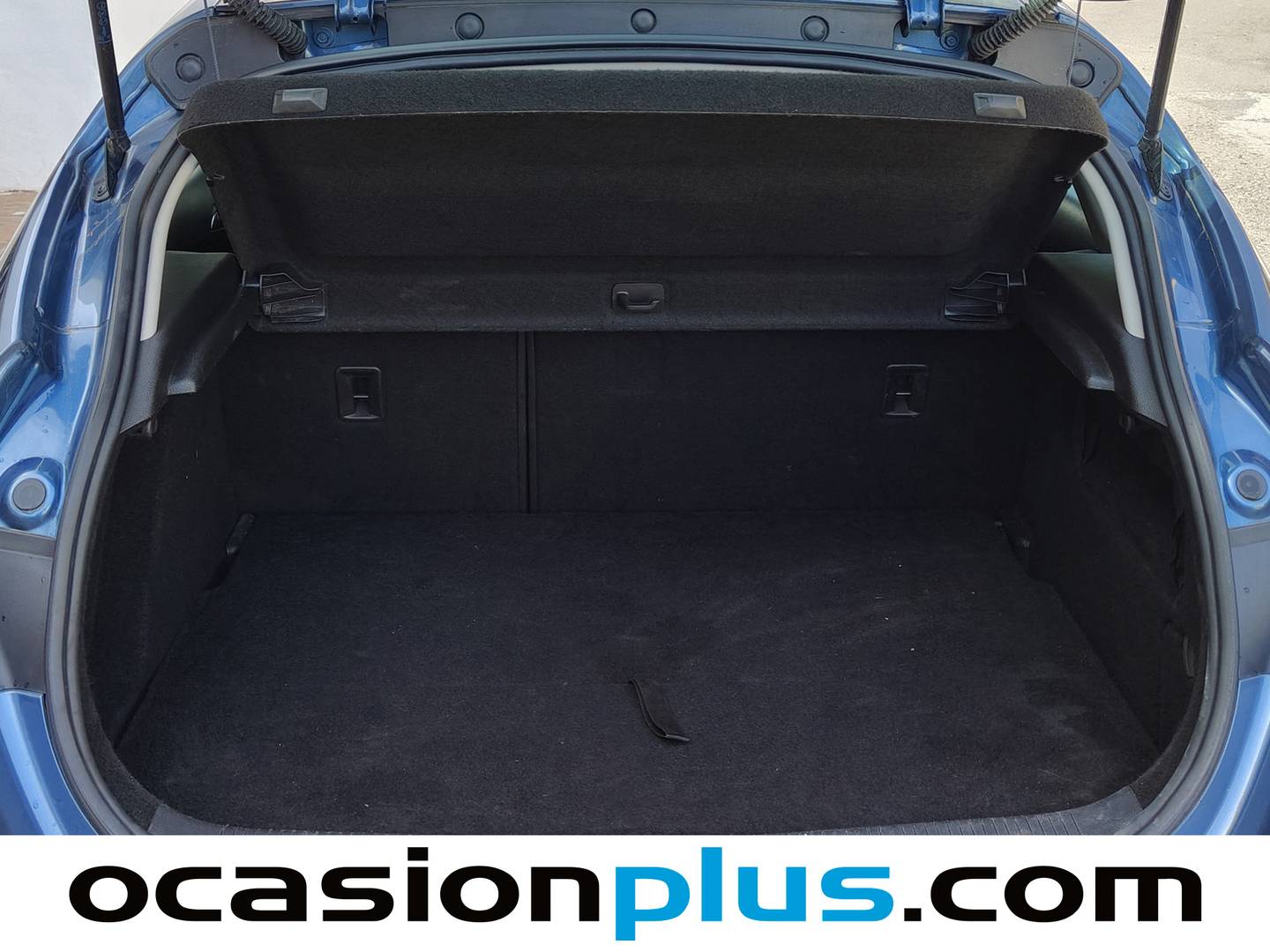 Fotos maletero Opel Astra Opel Astra 1.4 Turbo Excellence Auto (140CV)