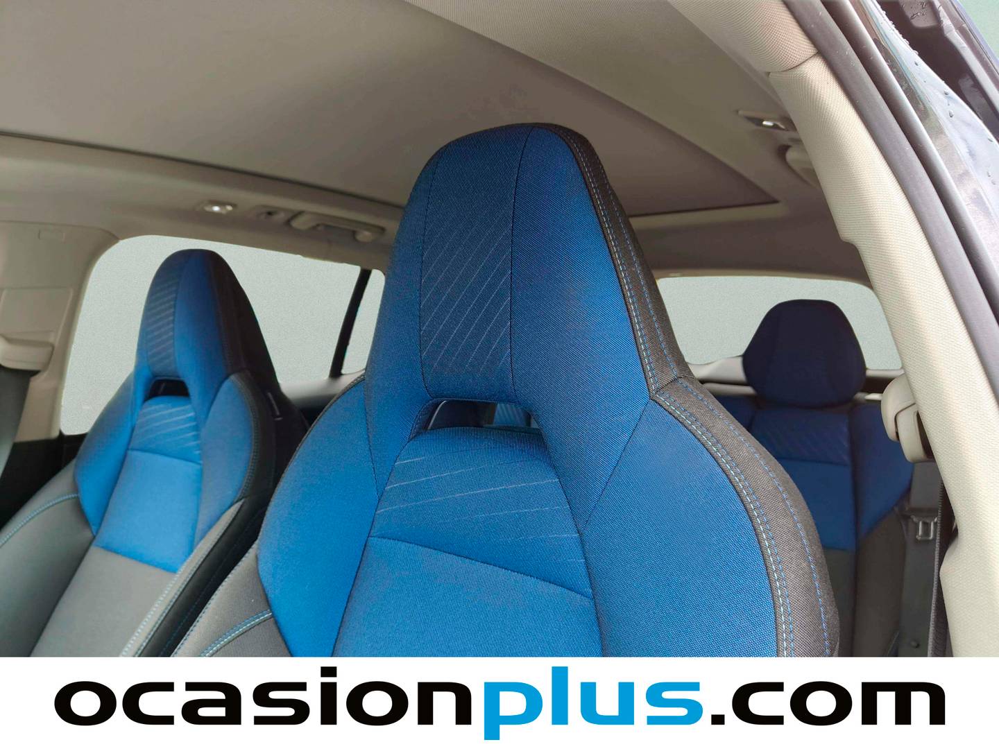 Equipamiento del Lynk & Co 01 Lynk & Co 01 1.5 PHEV (261 CV)