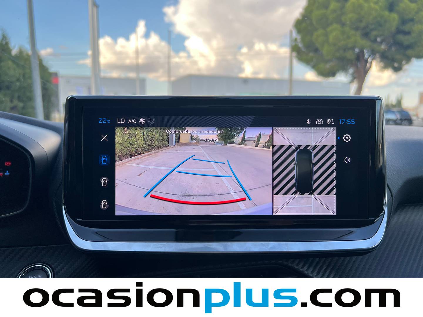 Foto Peugeot 2008 Peugeot 2008 Allure Hybrid eDCS6 (136 CV)