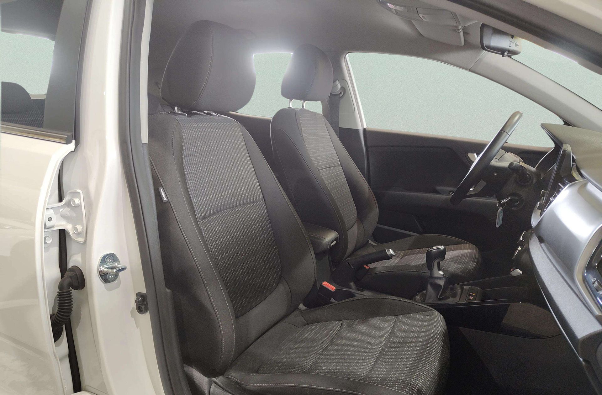 Kia Stonic 1.0 T-GDi MHEV Drive - foto 16