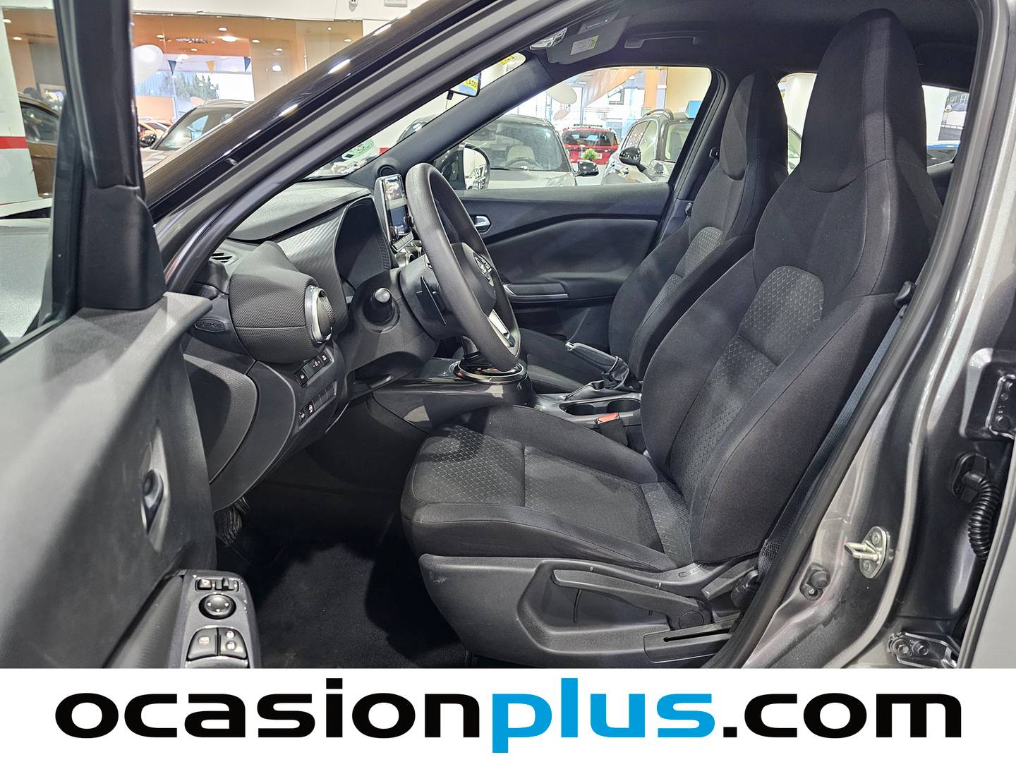 Foto asientos delanteros Nissan JUKE Nissan Juke DIG-T N-Connecta 4x2 DCT (117 CV)