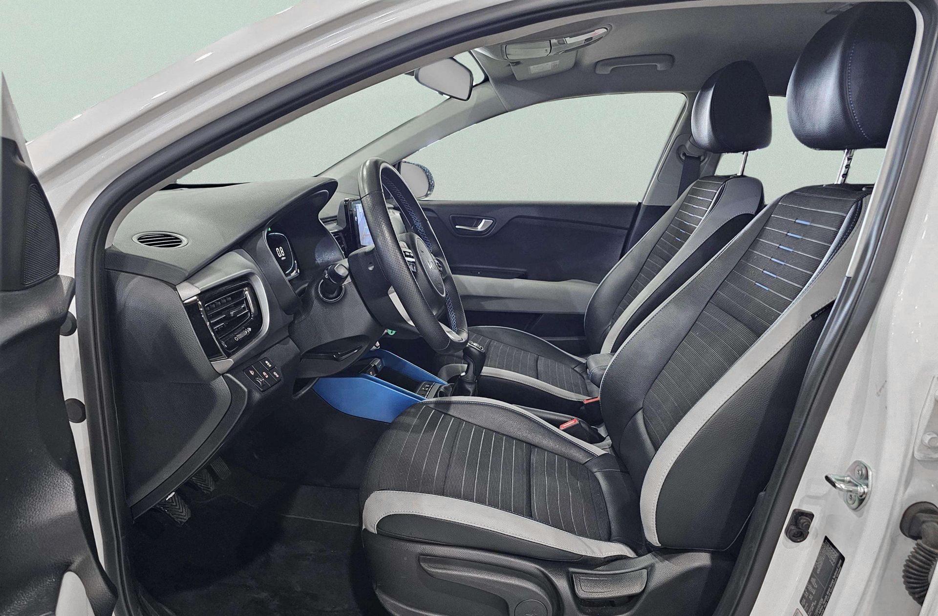 Kia Stonic 1.0 T-GDi MHEV Style Edition - foto 12
