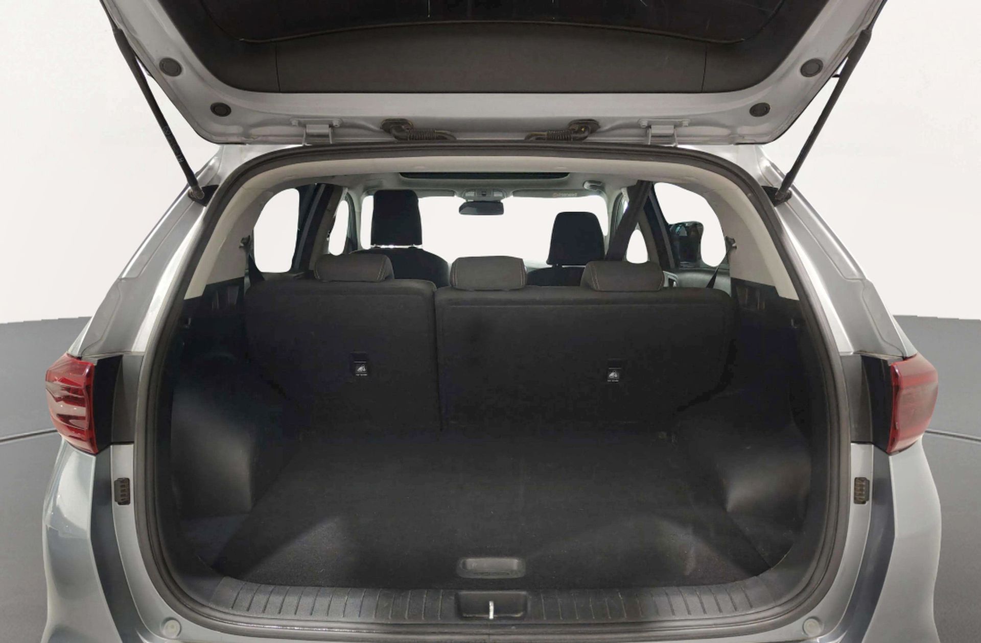 Kia Sportage 1.6 MHEV Black Edition - foto 19