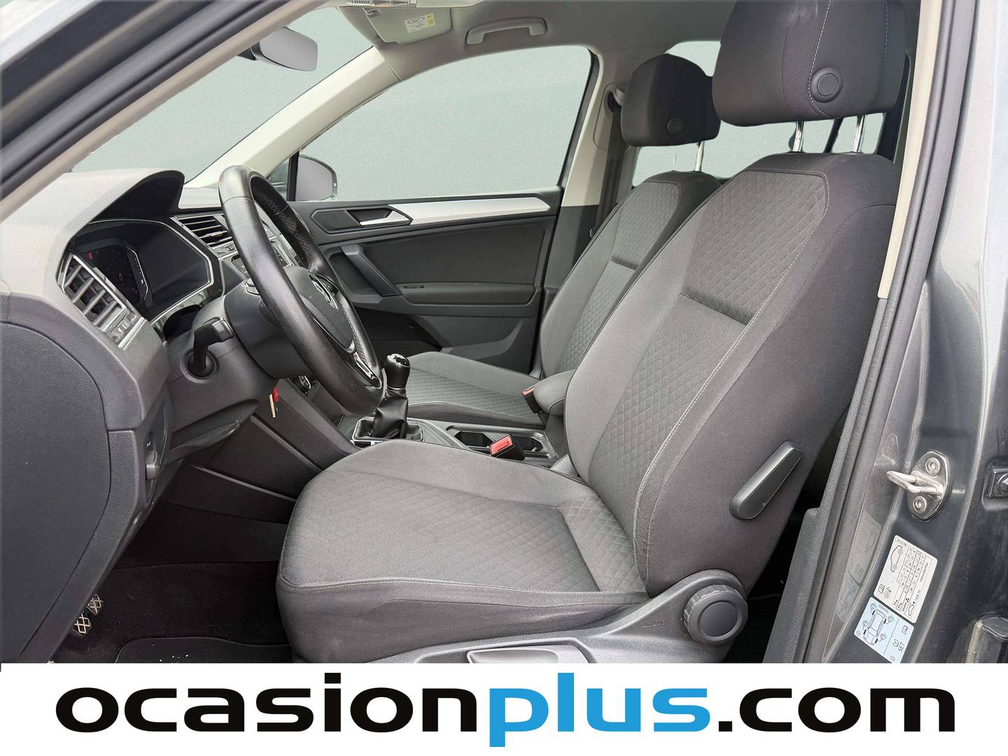 Foto asientos delanteros Volkswagen Tiguan Volkswagen Tiguan Advance 1.5 TSI (150 CV) Pack R-line