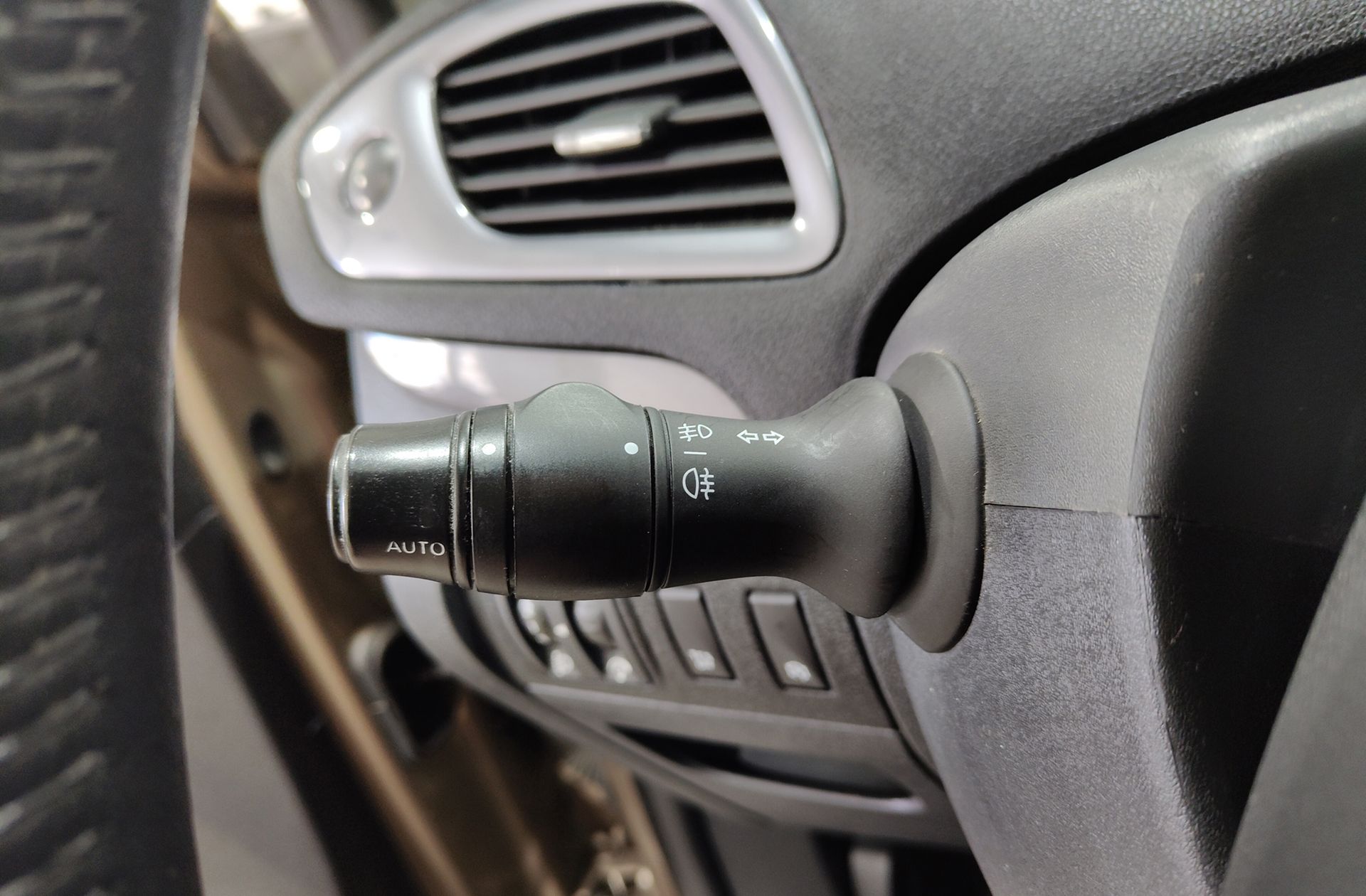 Renault Grand Scénic Limited Energy dCi 7 plazas - foto 25