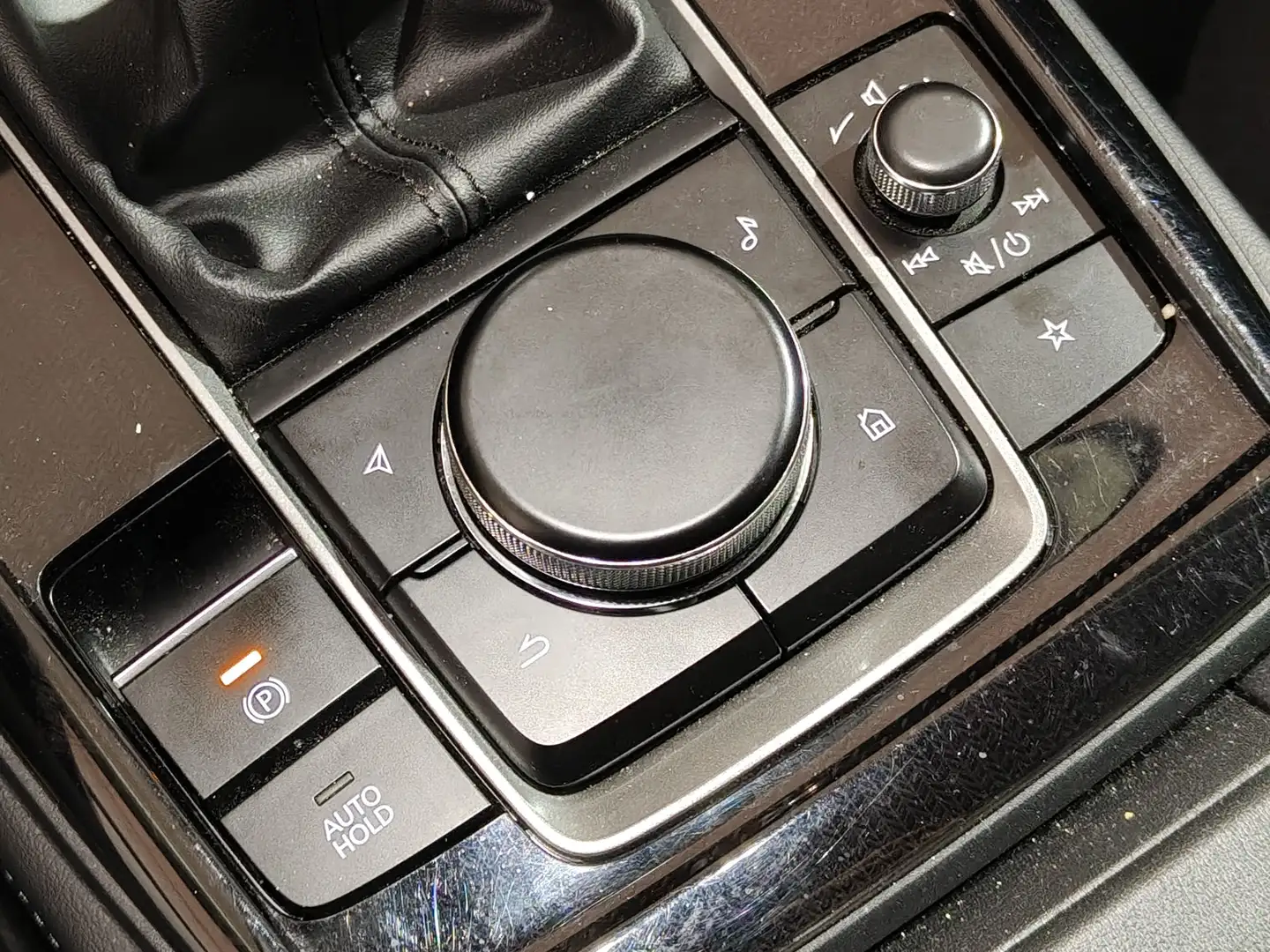 Foto Mazda CX-30 Mazda CX-30 e-SKY G MHEV Prime-line (140 CV)