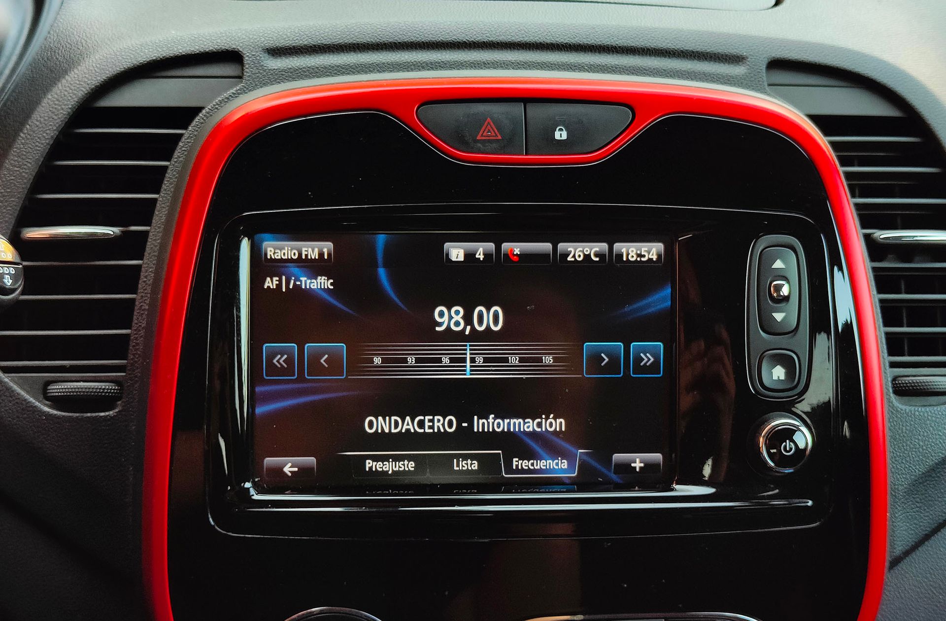 Renault Captur 1.5 dCi Energy Xmod EDC - foto 37