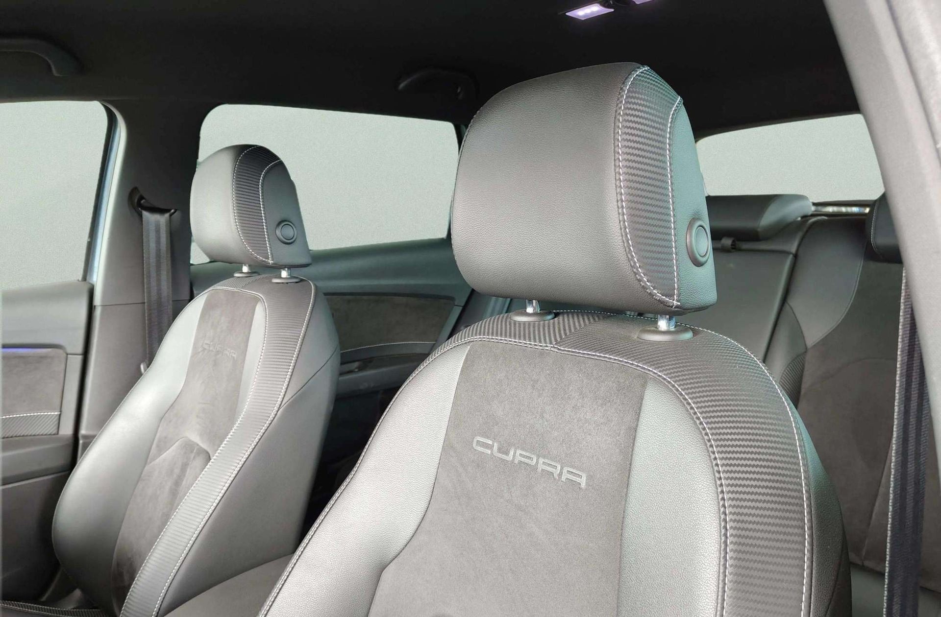 SEAT León 2.0 TSI Cupra DSG - foto 14