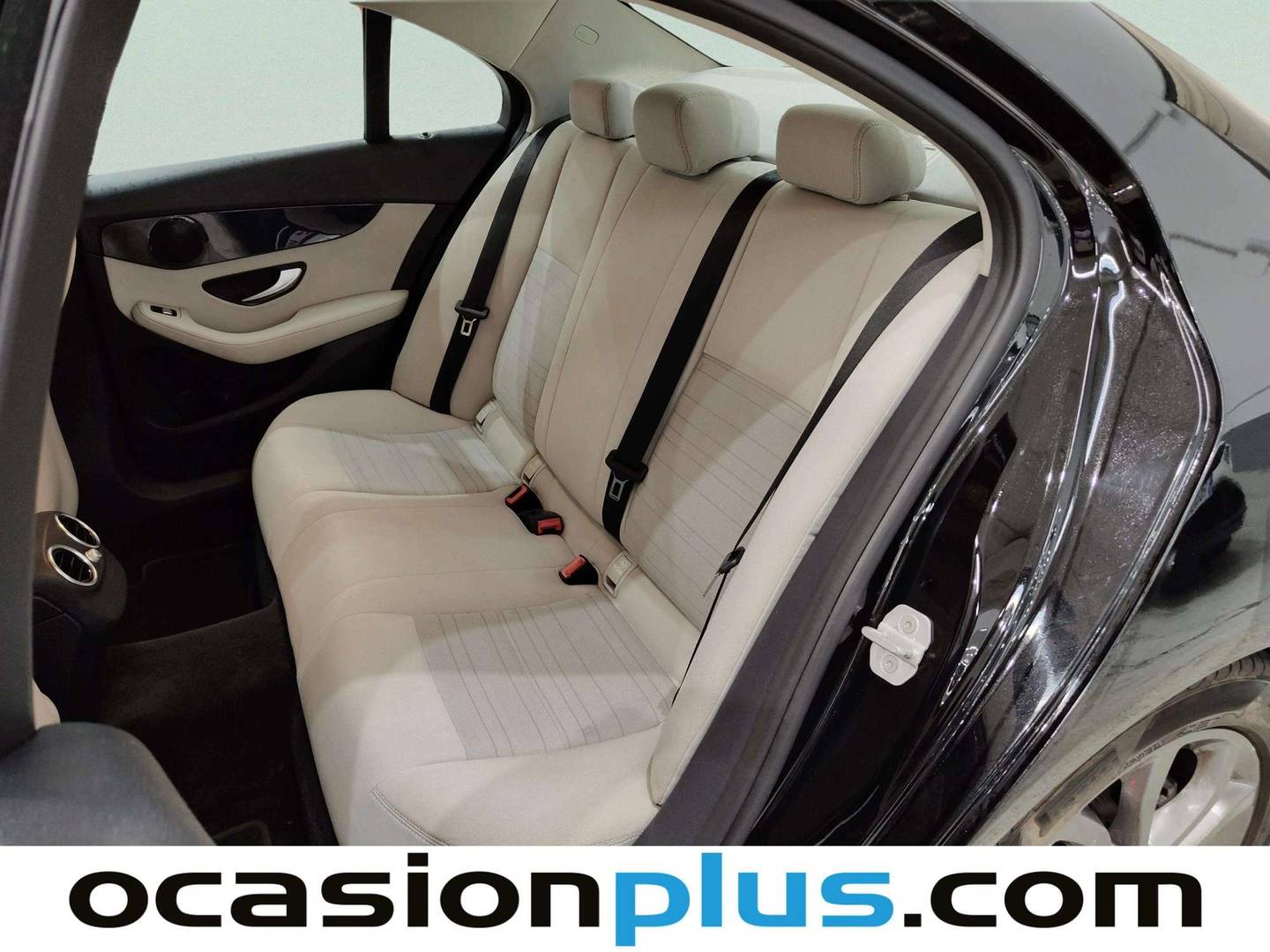 Foto asientos traseros Mercedes Clase C Mercedes Clase C 220 BlueTEC (170 CV)