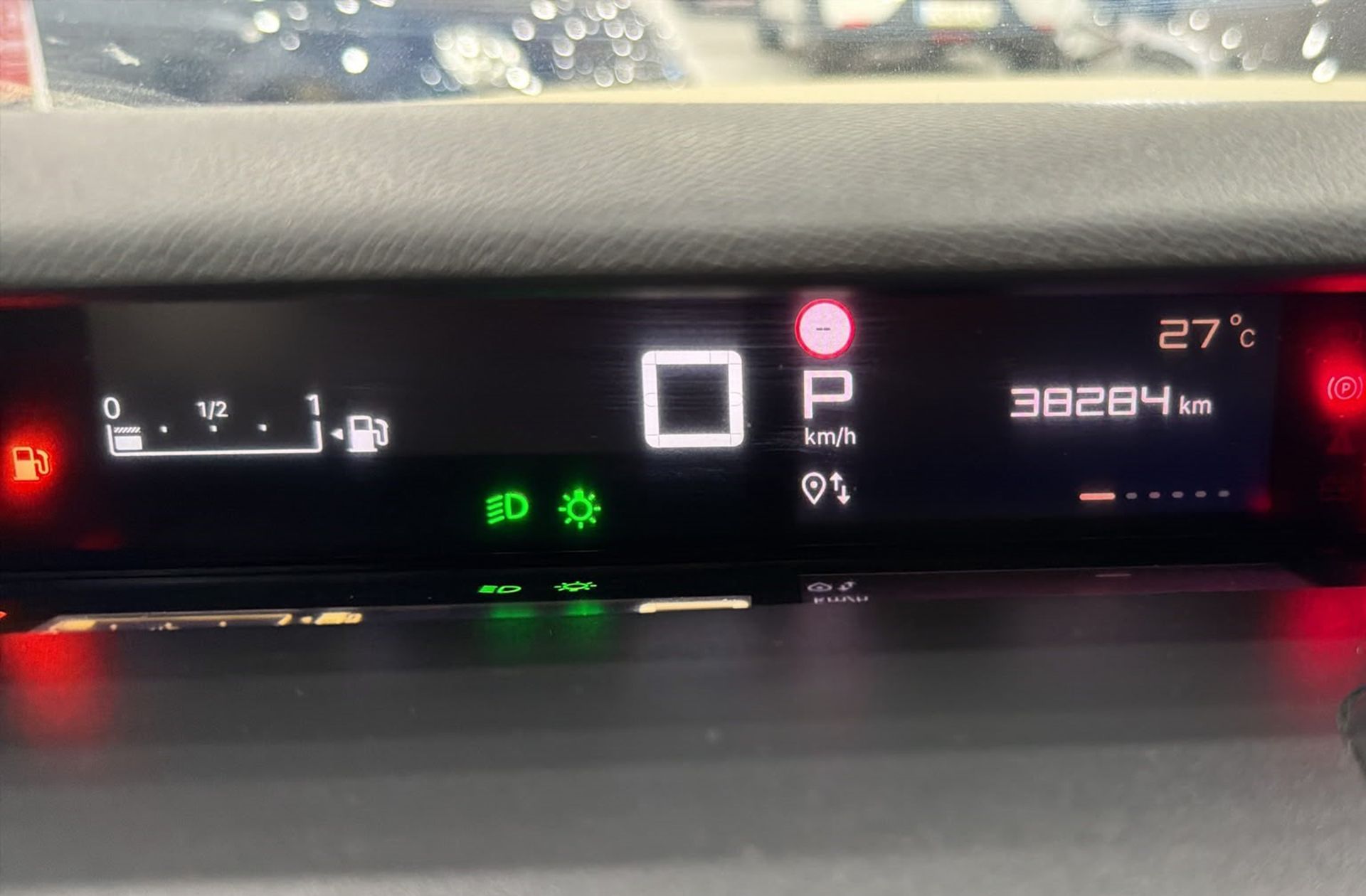 Citroën C3 Aircross Hybrid 145 Plus e-DCS6 - foto 23