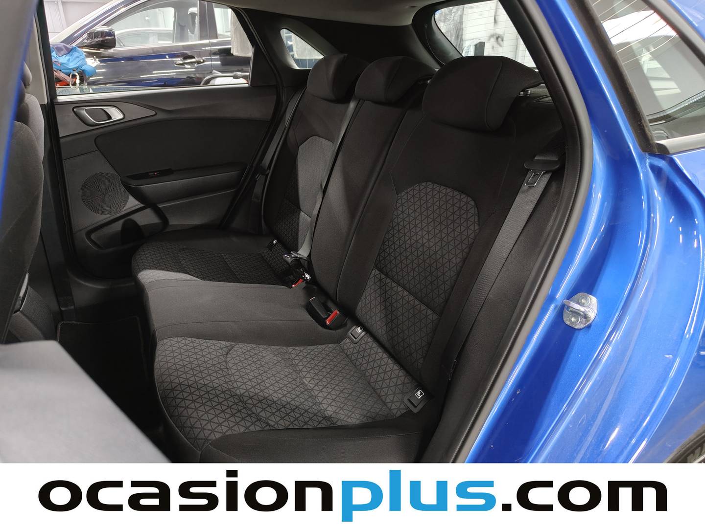 Foto asientos traseros KIA Ceed KIA Ceed 1.0 T-GDi Concept (100 CV)