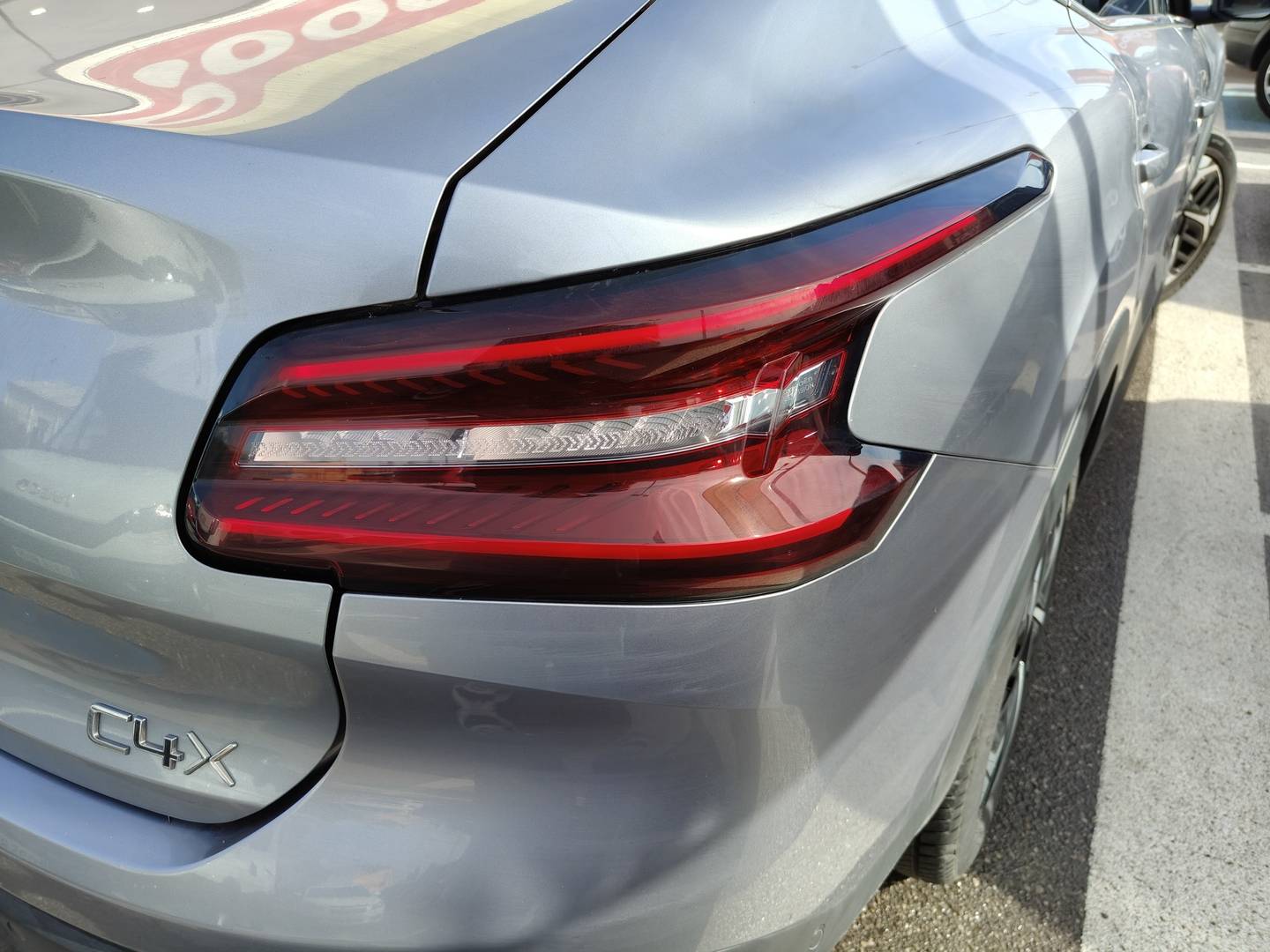 Foto Citroën C4 X Citroen C4 X 1.2 PureTech 130 S&S Shine EAT8 (131 CV)