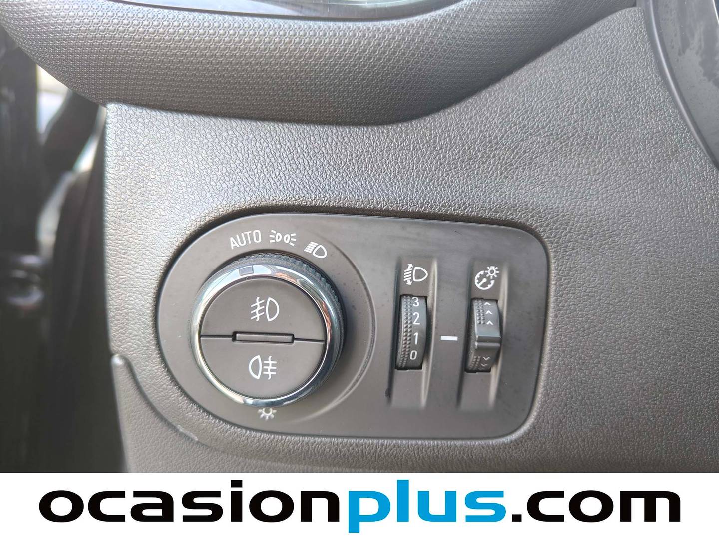 Opel Crossland X Opel Crossland X 1.2 S&S Design Line 120 Aniversario Auto (110 CV) 2019