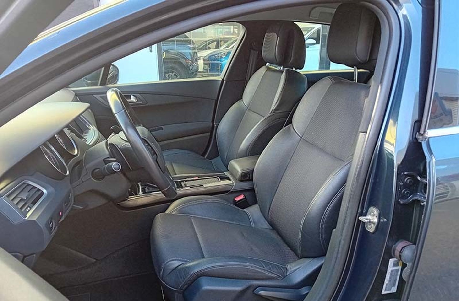 Peugeot 508 2.0 BlueHDi Allure - foto 11